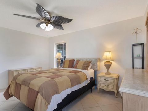 Tiny photo for 857 Worcester Lane #B, Lake Worth, FL 33467 (MLS # B26007859)