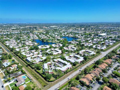 Tiny photo for 857 Worcester Lane #B, Lake Worth, FL 33467 (MLS # B26007859)