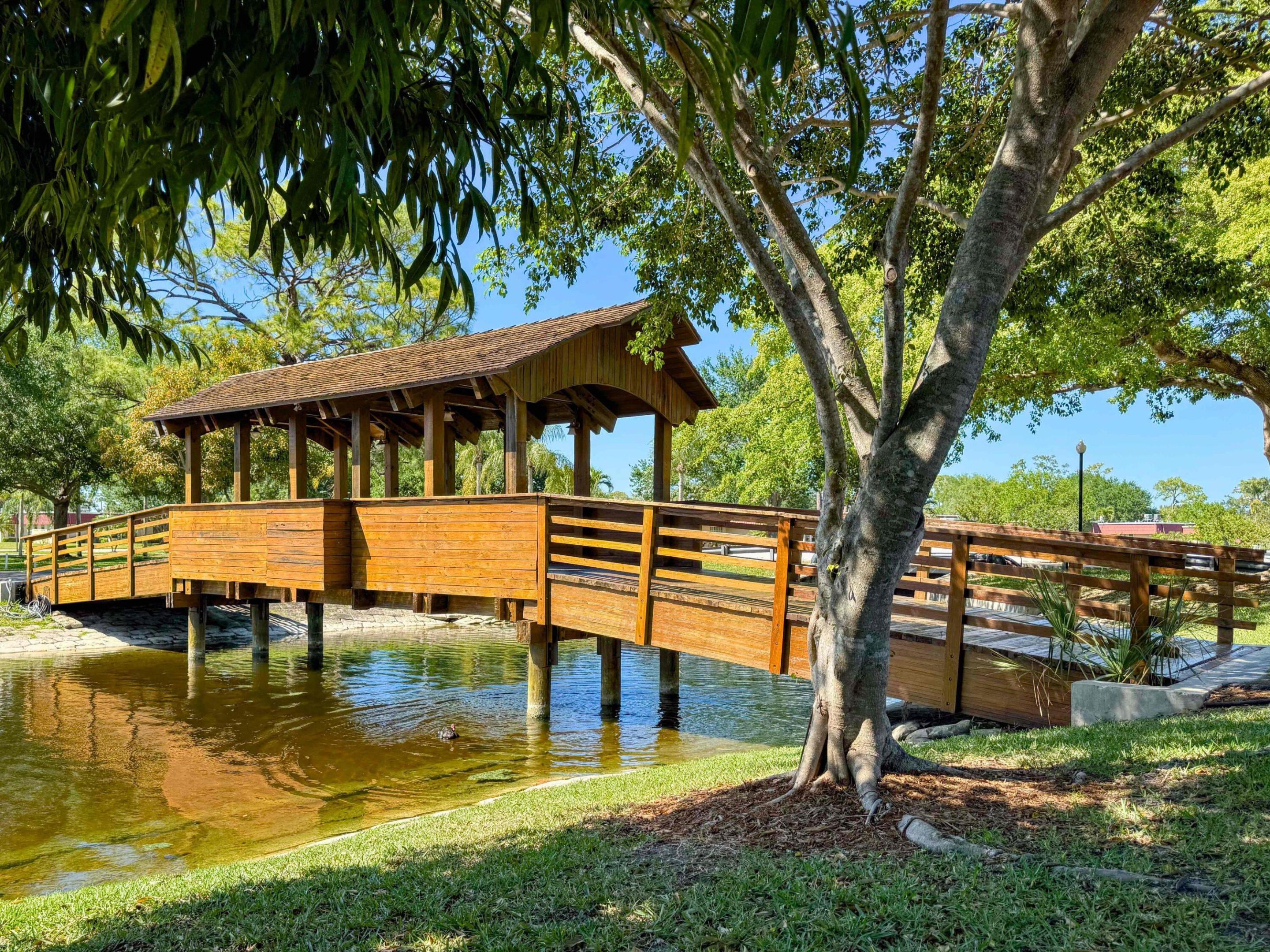 COVERED BRIDGE CONDO - Residential