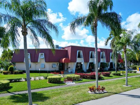 Tiny photo for 857 Worcester Lane #B, Lake Worth, FL 33467 (MLS # B26007859)