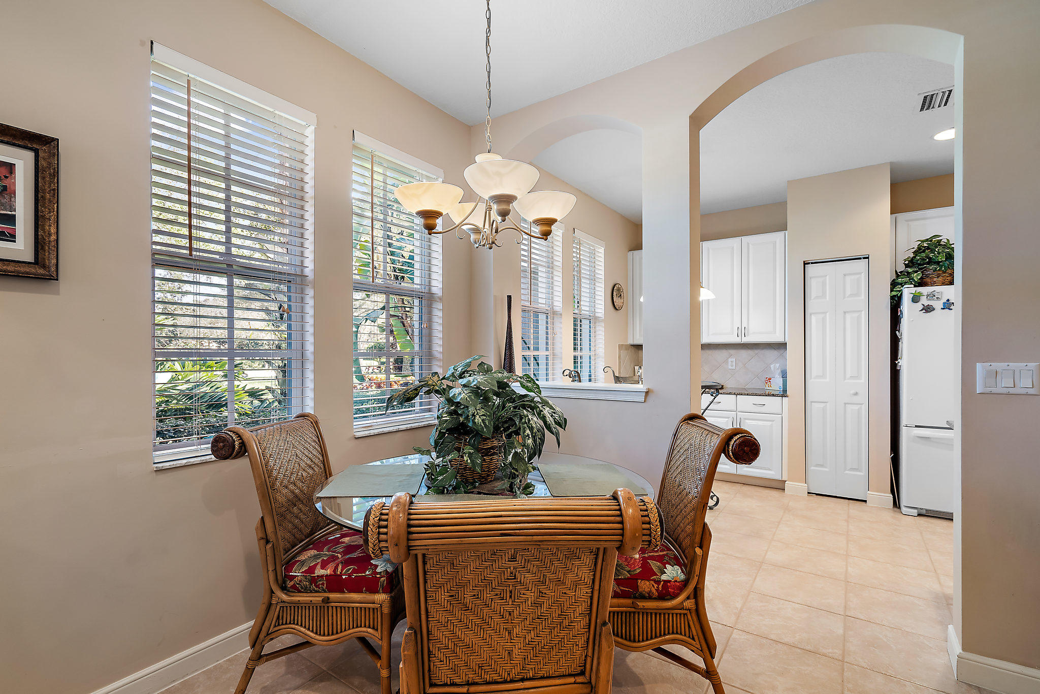 MANSIONS AT EVERGRENE WEST CONDO - Residential Lease