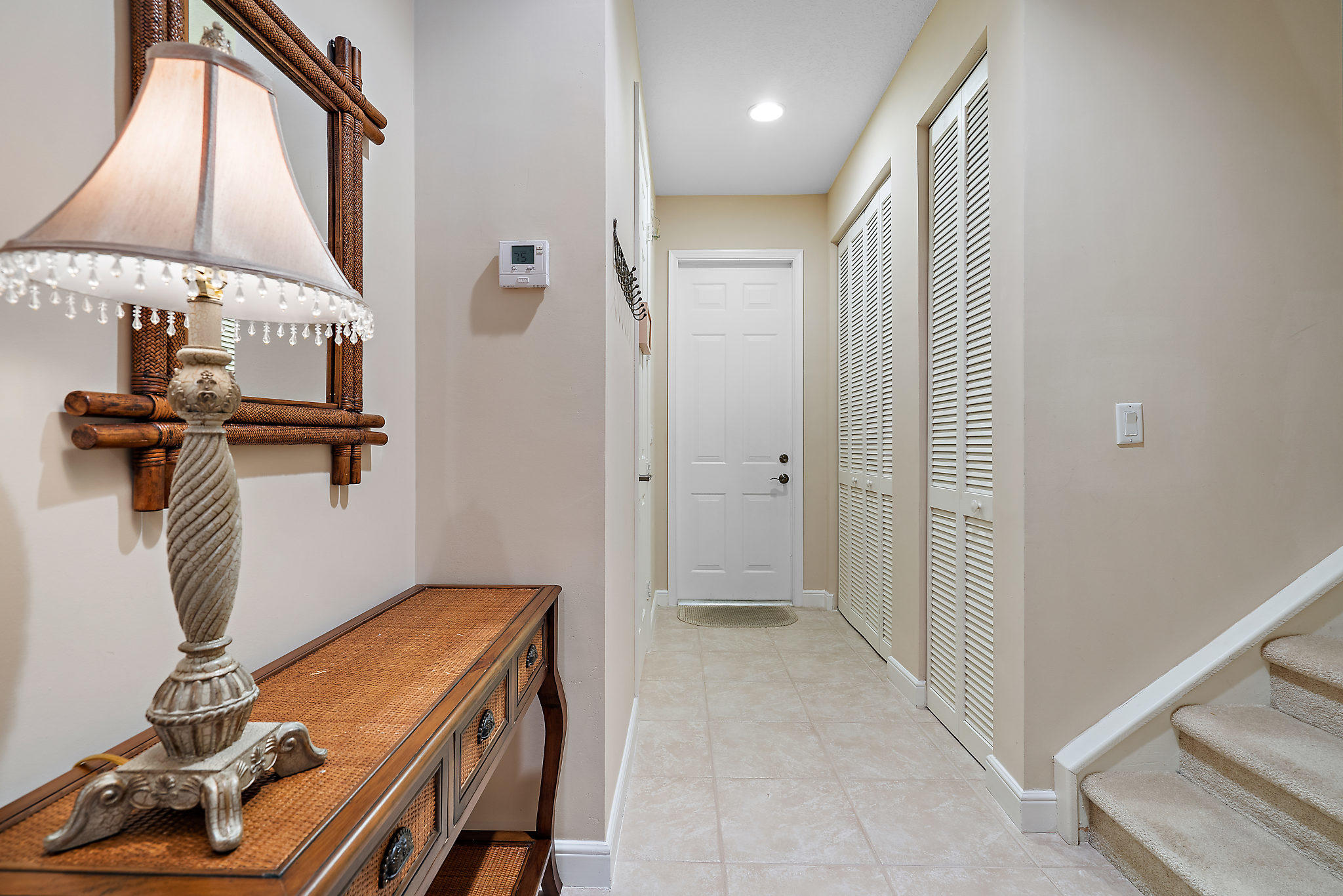 MANSIONS AT EVERGRENE WEST CONDO - Residential Lease