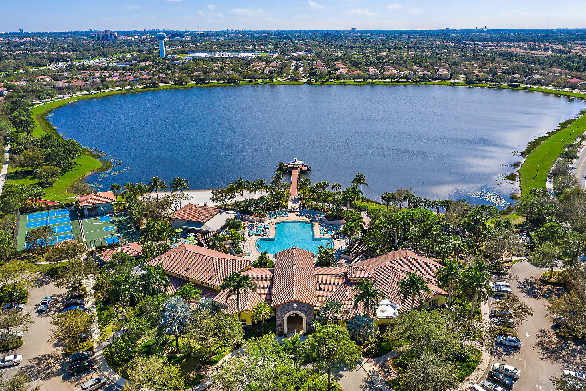 MANSIONS AT EVERGRENE WEST CONDO - Residential Lease