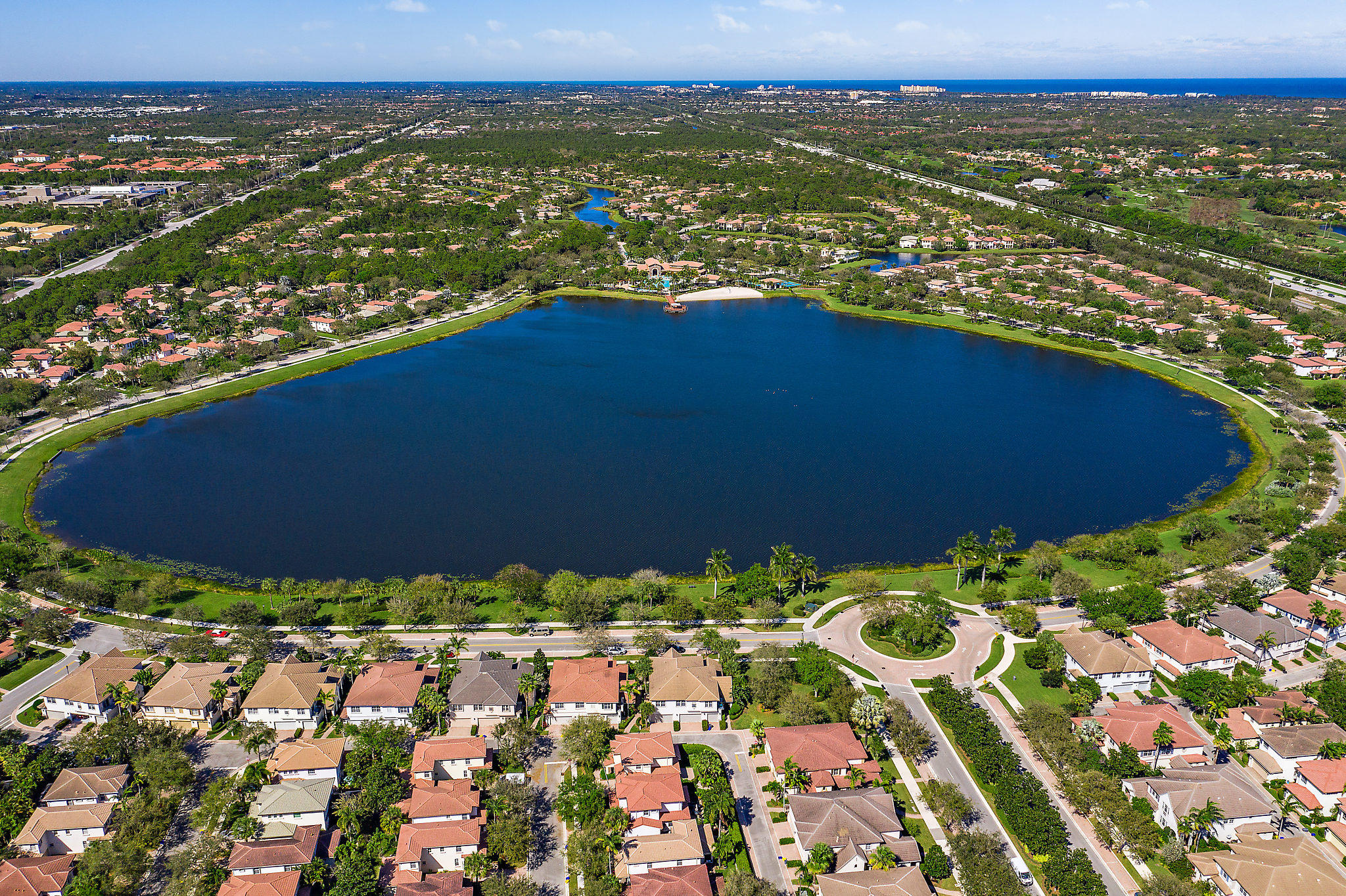 MANSIONS AT EVERGRENE WEST CONDO - Residential Lease