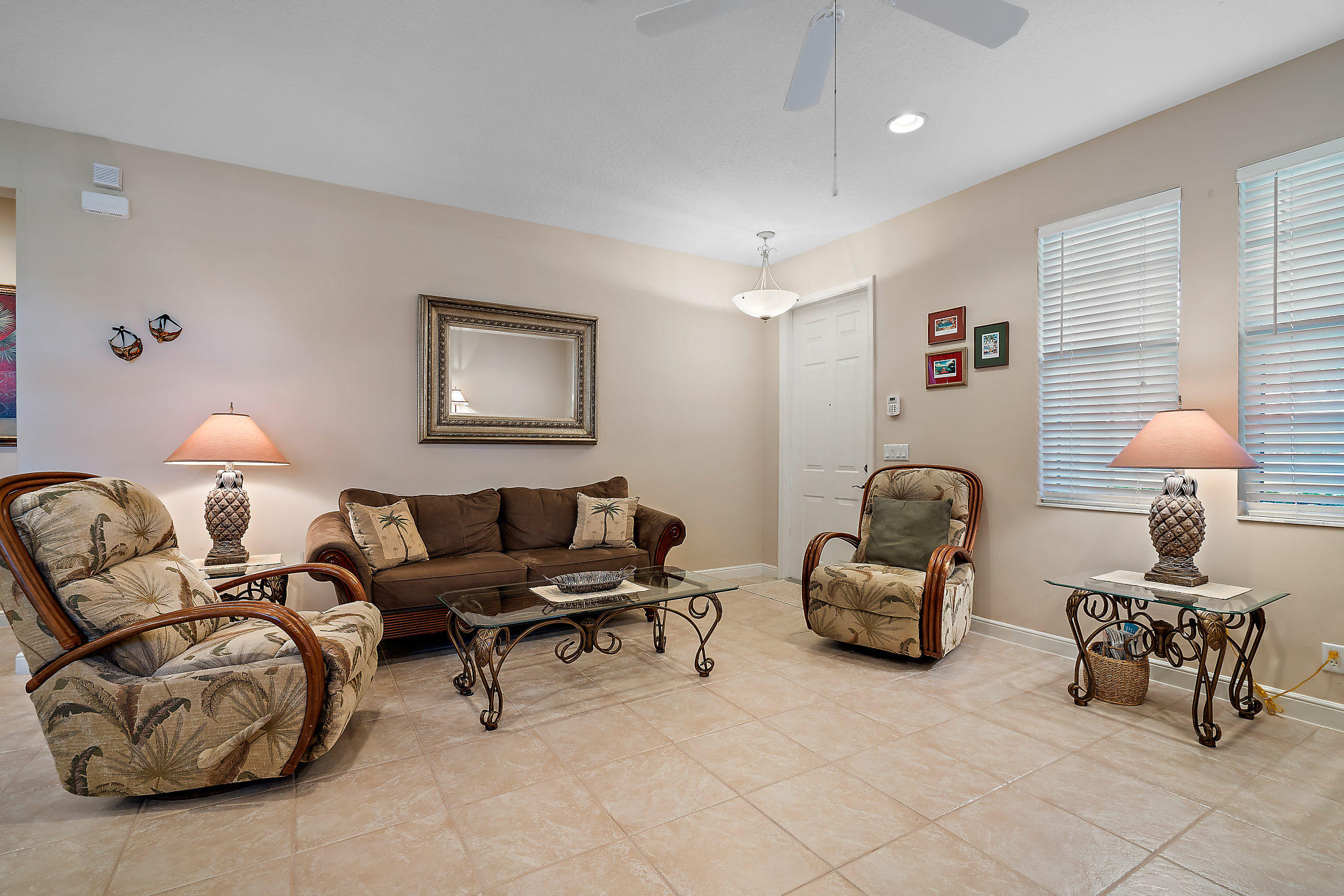 MANSIONS AT EVERGRENE WEST CONDO - Residential Lease