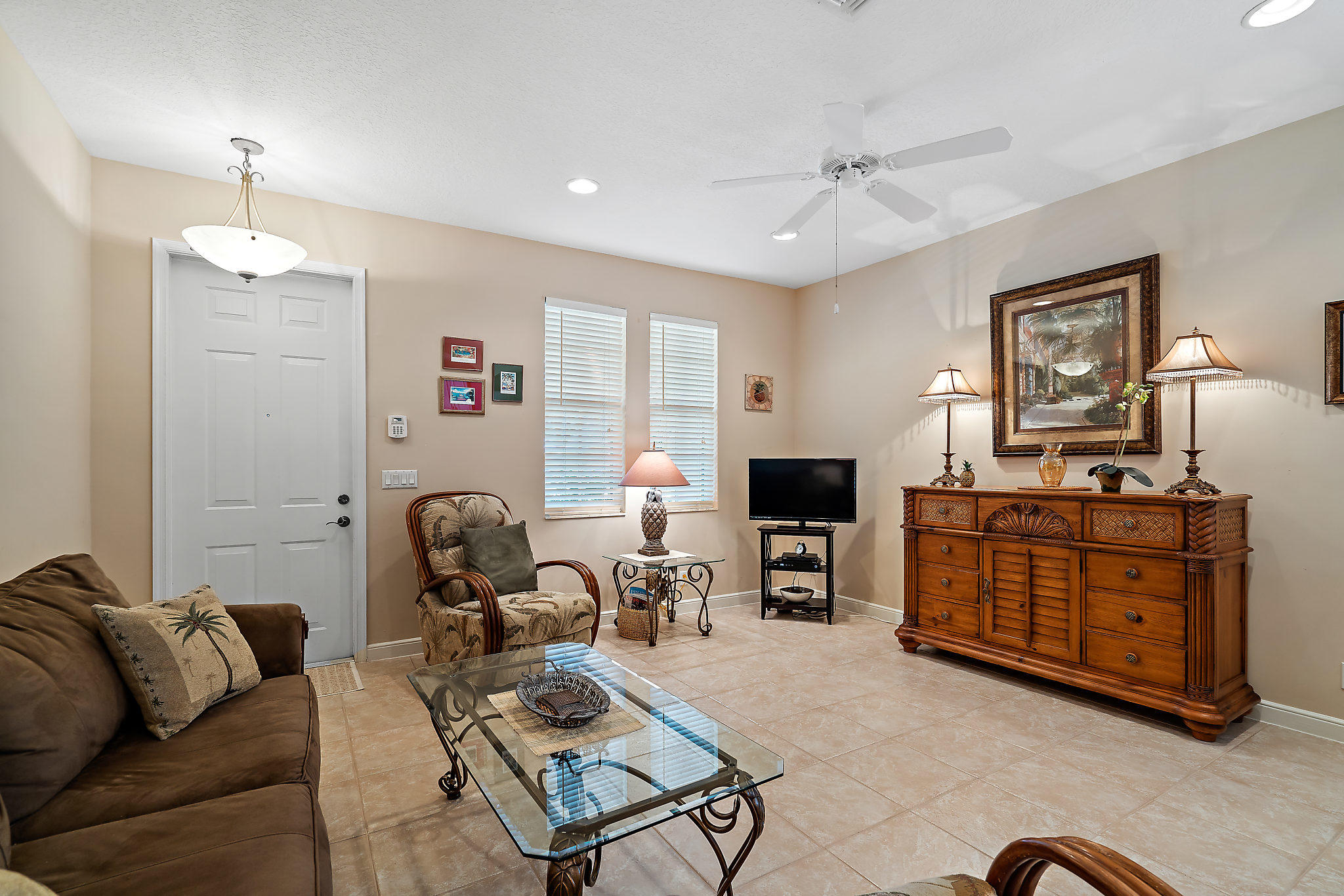 MANSIONS AT EVERGRENE WEST CONDO - Residential Lease