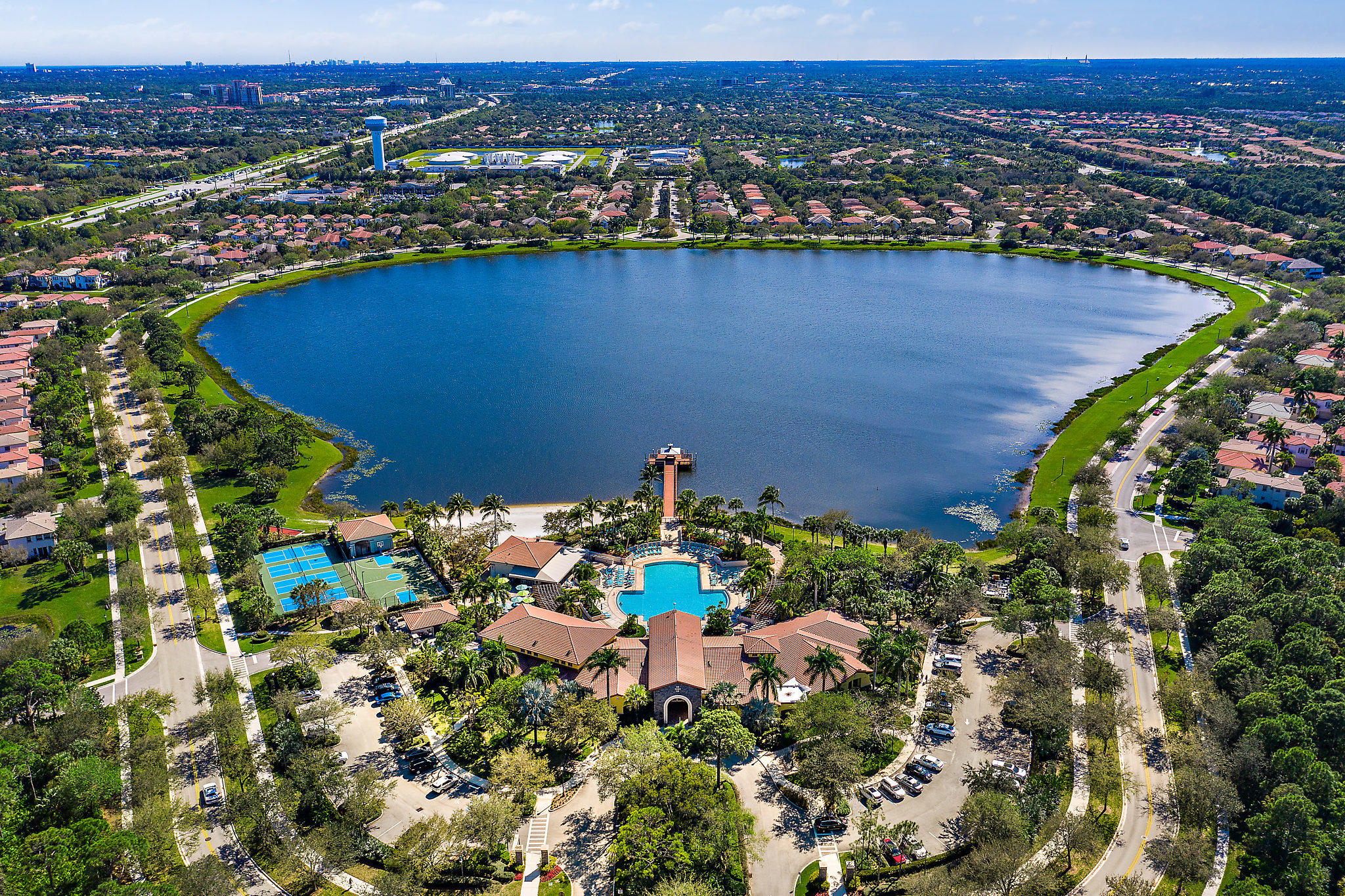 MANSIONS AT EVERGRENE WEST CONDO - Residential Lease