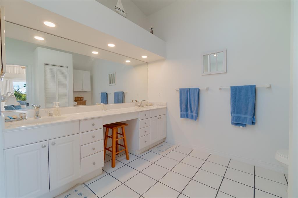 RIVER PARK UNIT 2 - Residential