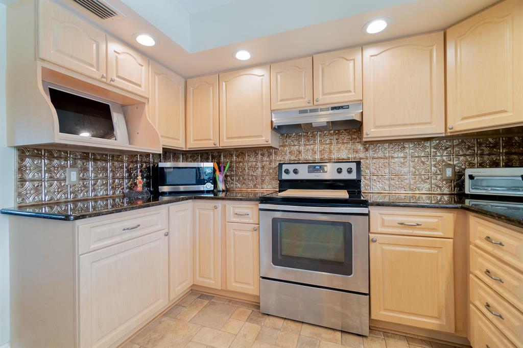 RIVER PARK UNIT 2 - Residential