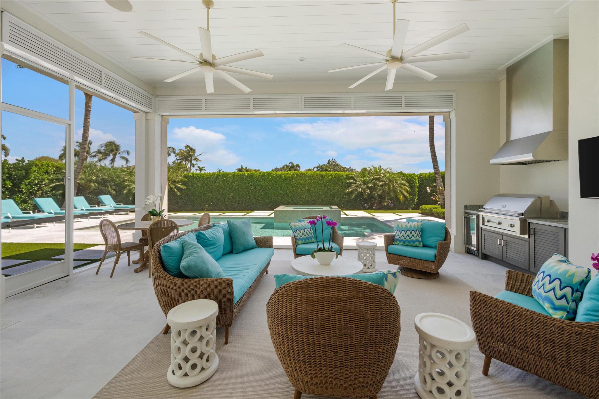 LOXAHATCHEE CLUB AT MAPLE - Residential