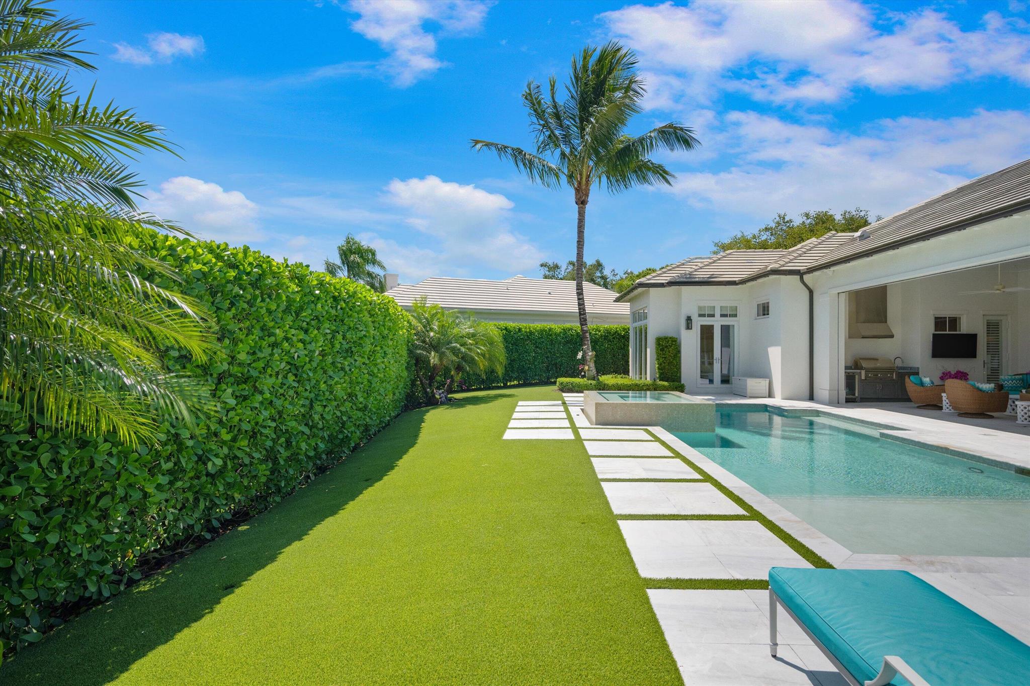 LOXAHATCHEE CLUB AT MAPLE - Residential