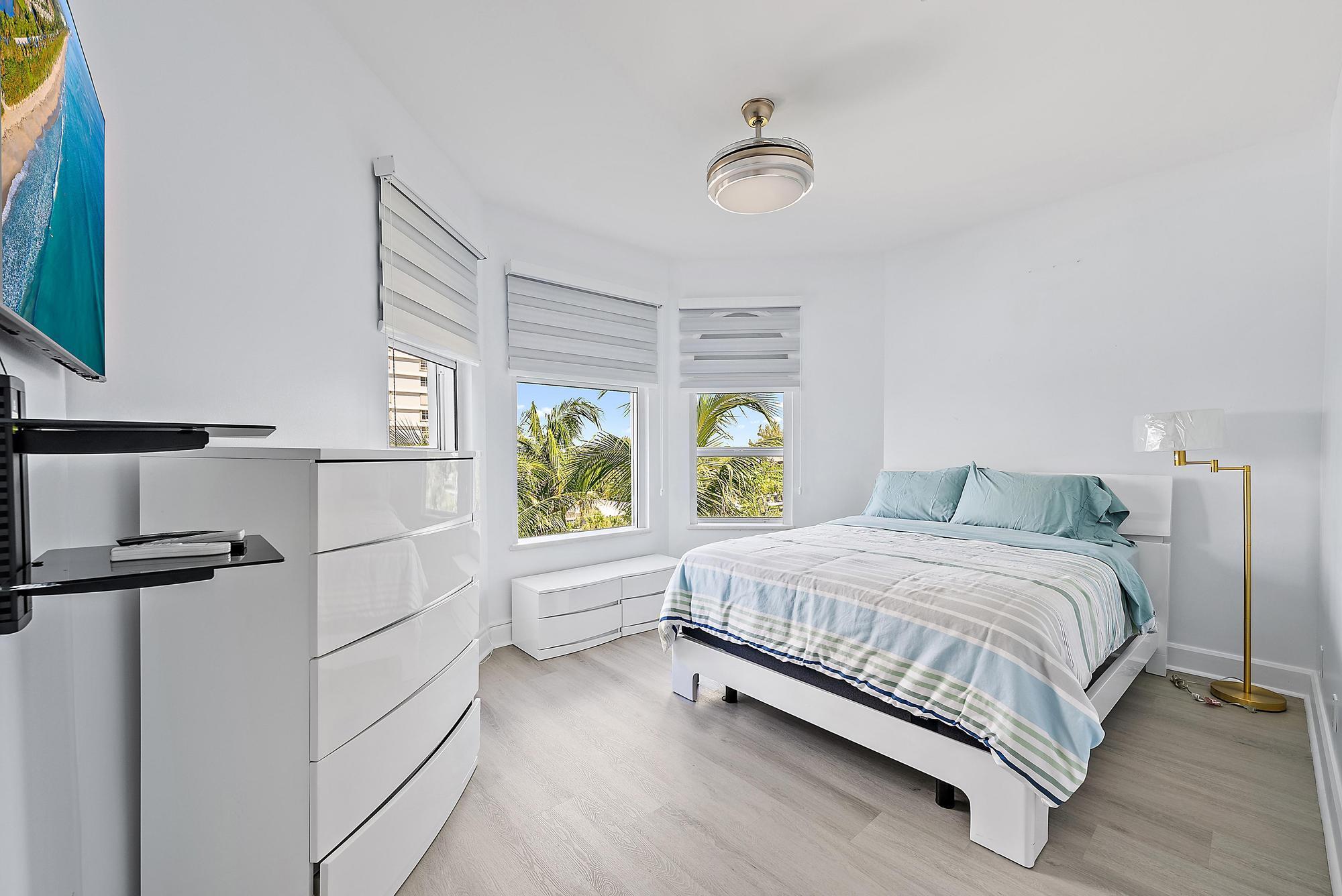 ATHENA CONDO - Residential