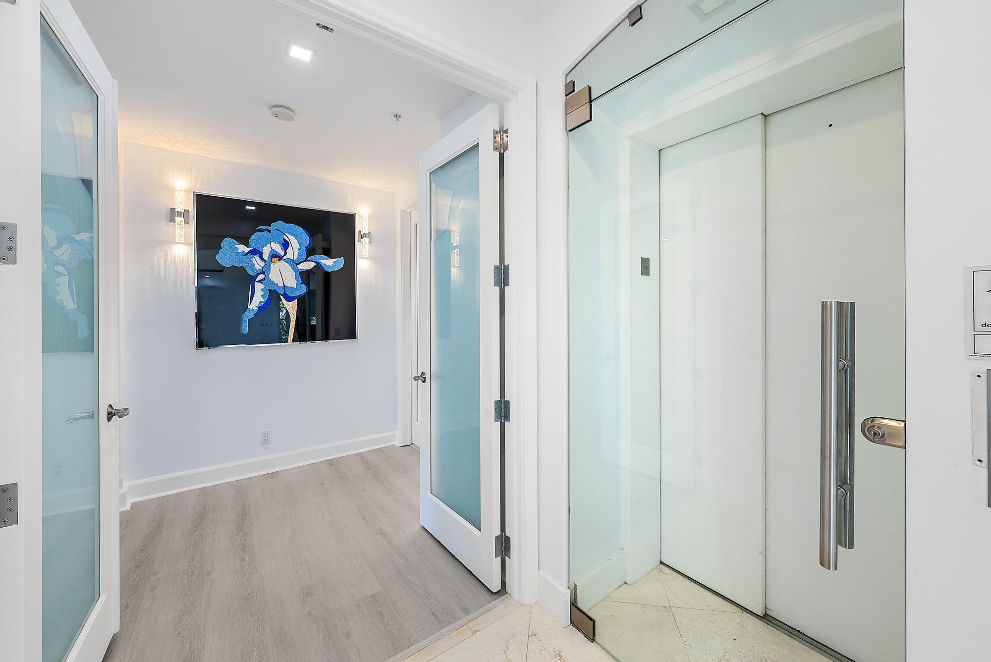 ATHENA CONDO - Residential