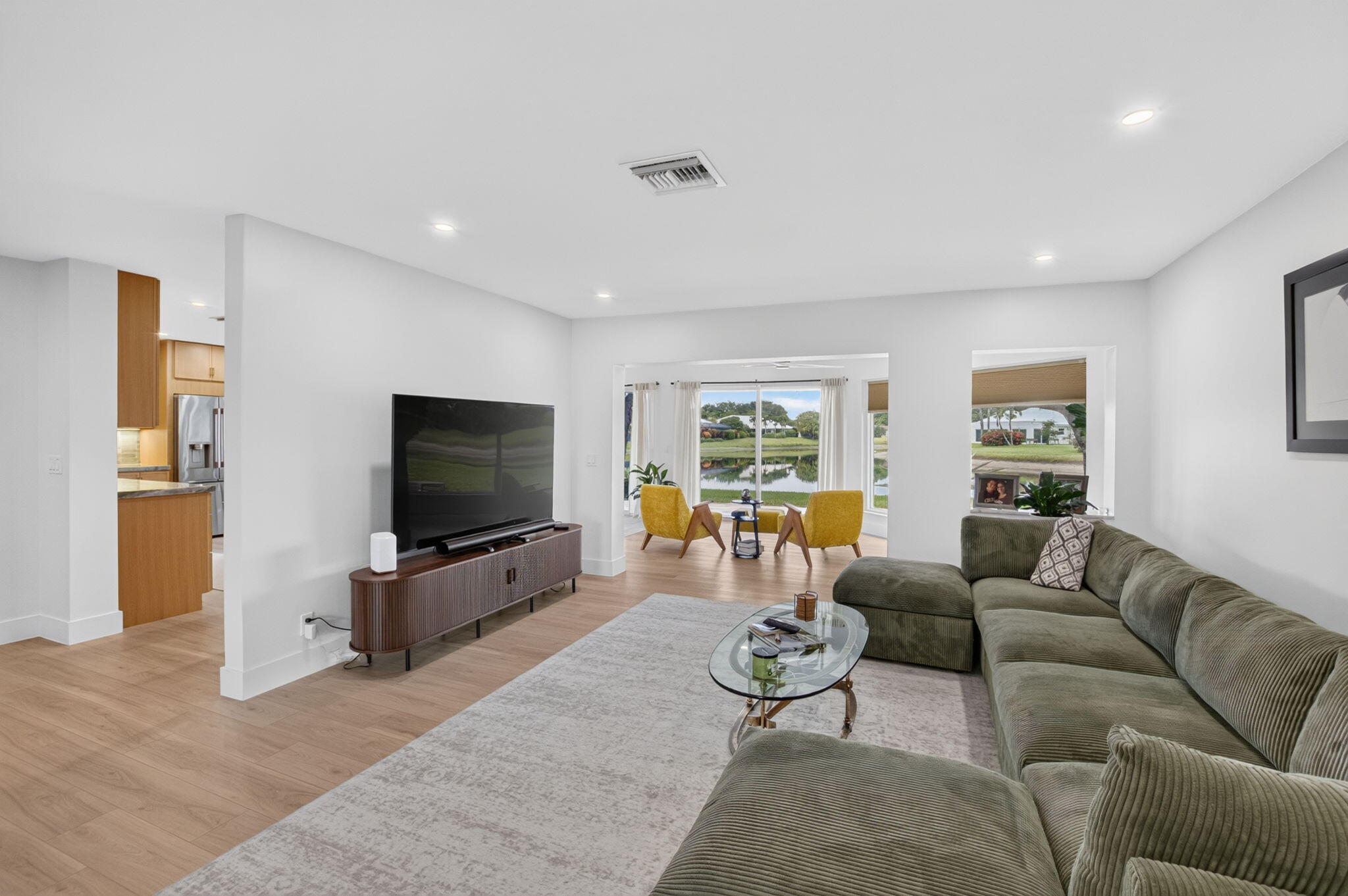 8 SLASH PINE Drive