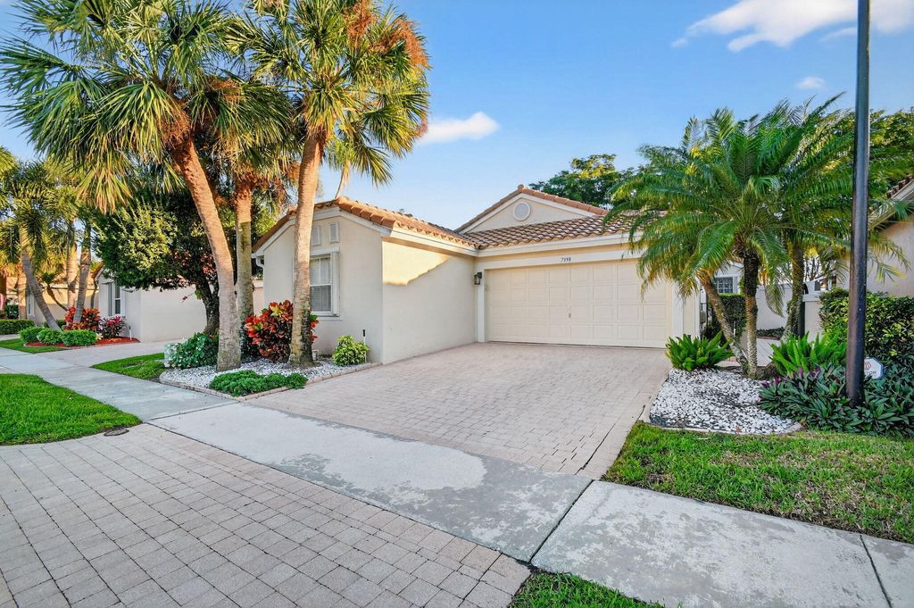 Photo of 7398 Granville Avenue, Boynton Beach, FL 33437 (MLS # R11159254)