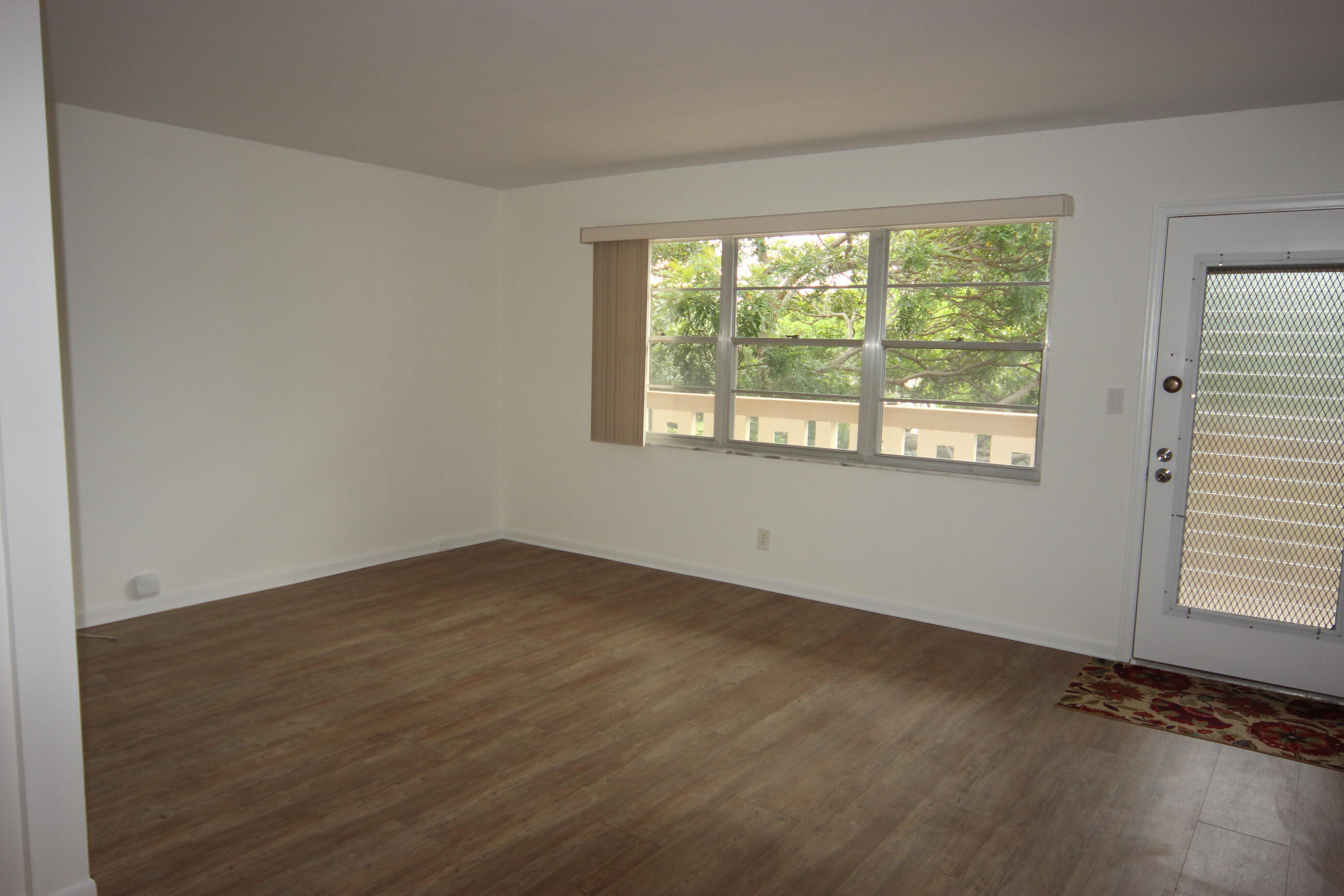 2905 Victoria Place D3