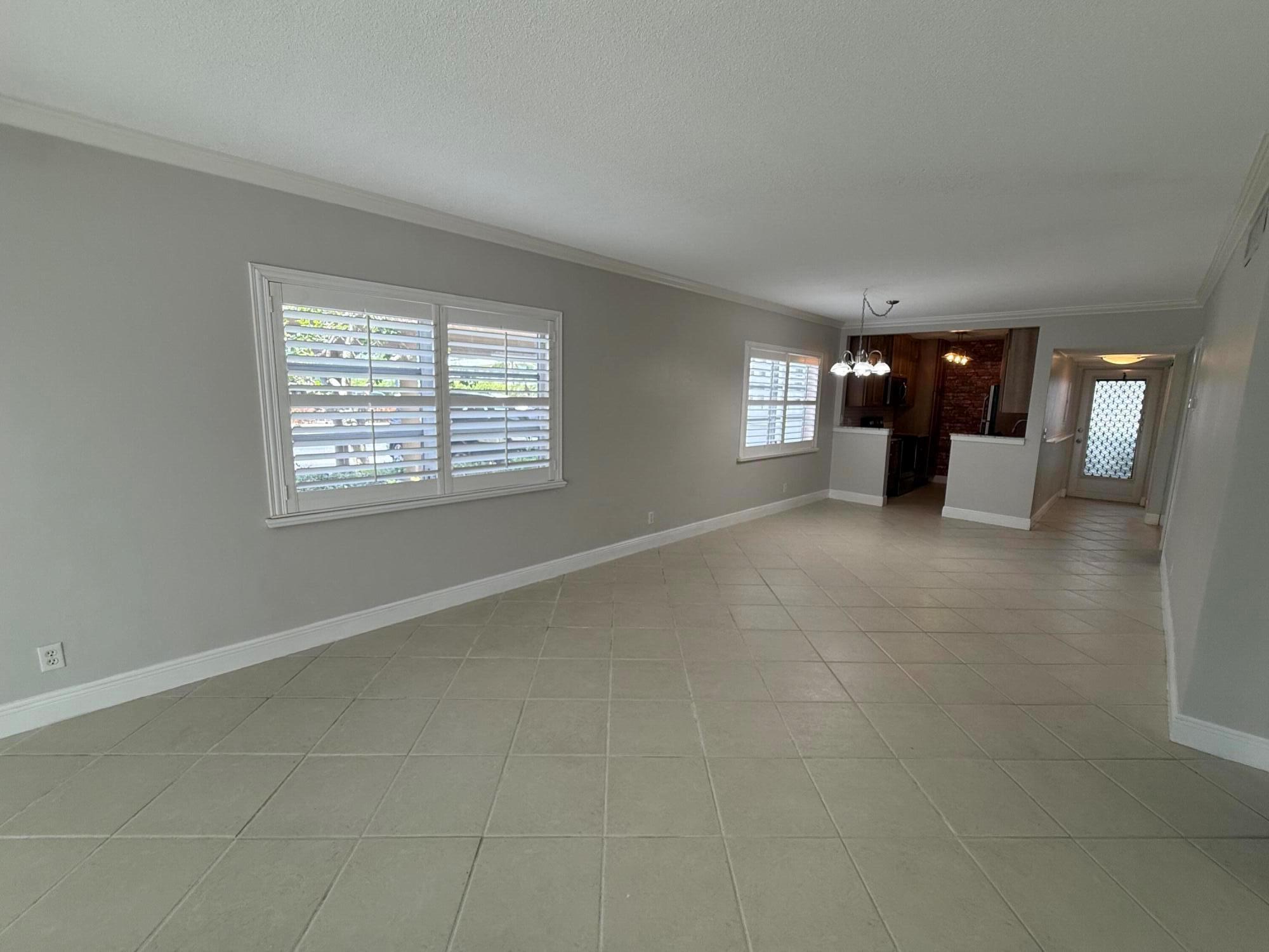 TROPIC HARBOR - Residential