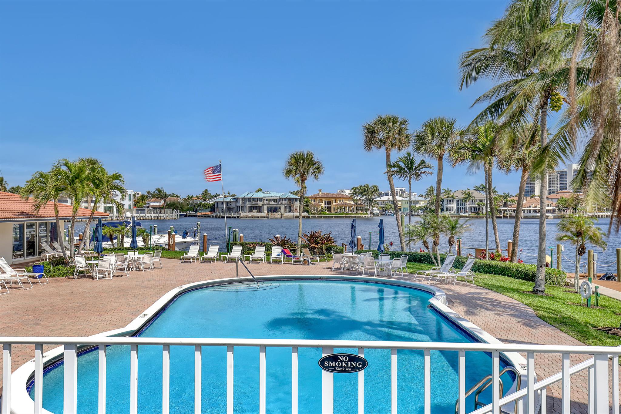 TROPIC HARBOR - Residential