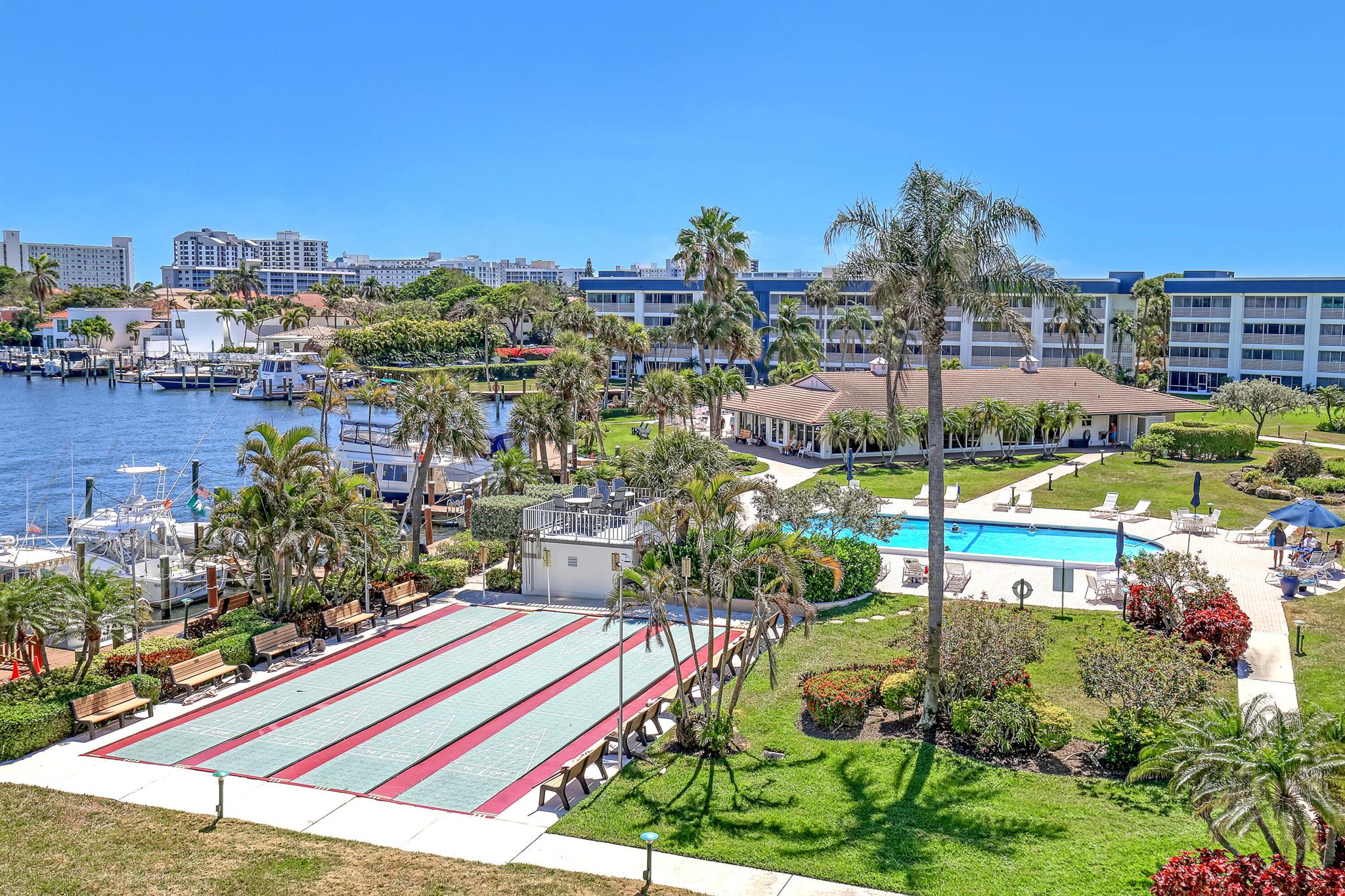 TROPIC HARBOR - Residential