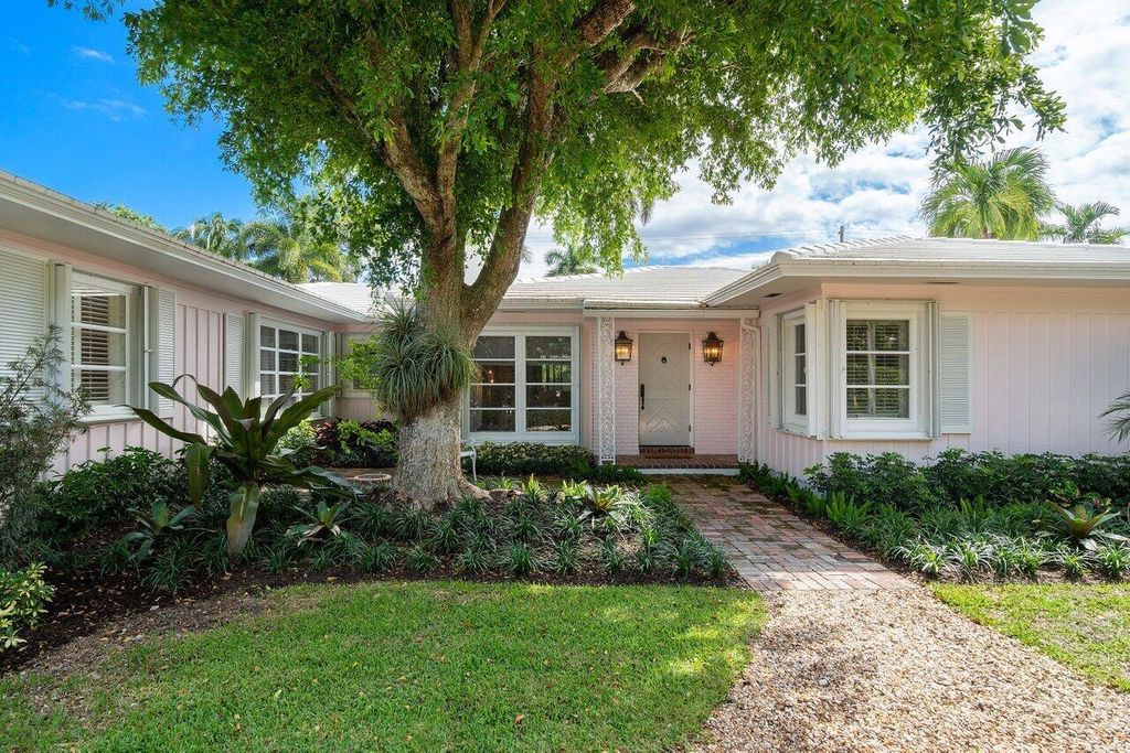 Photo of 3247 Polo Drive, Gulf Stream, FL 33483 (MLS # R11023829)