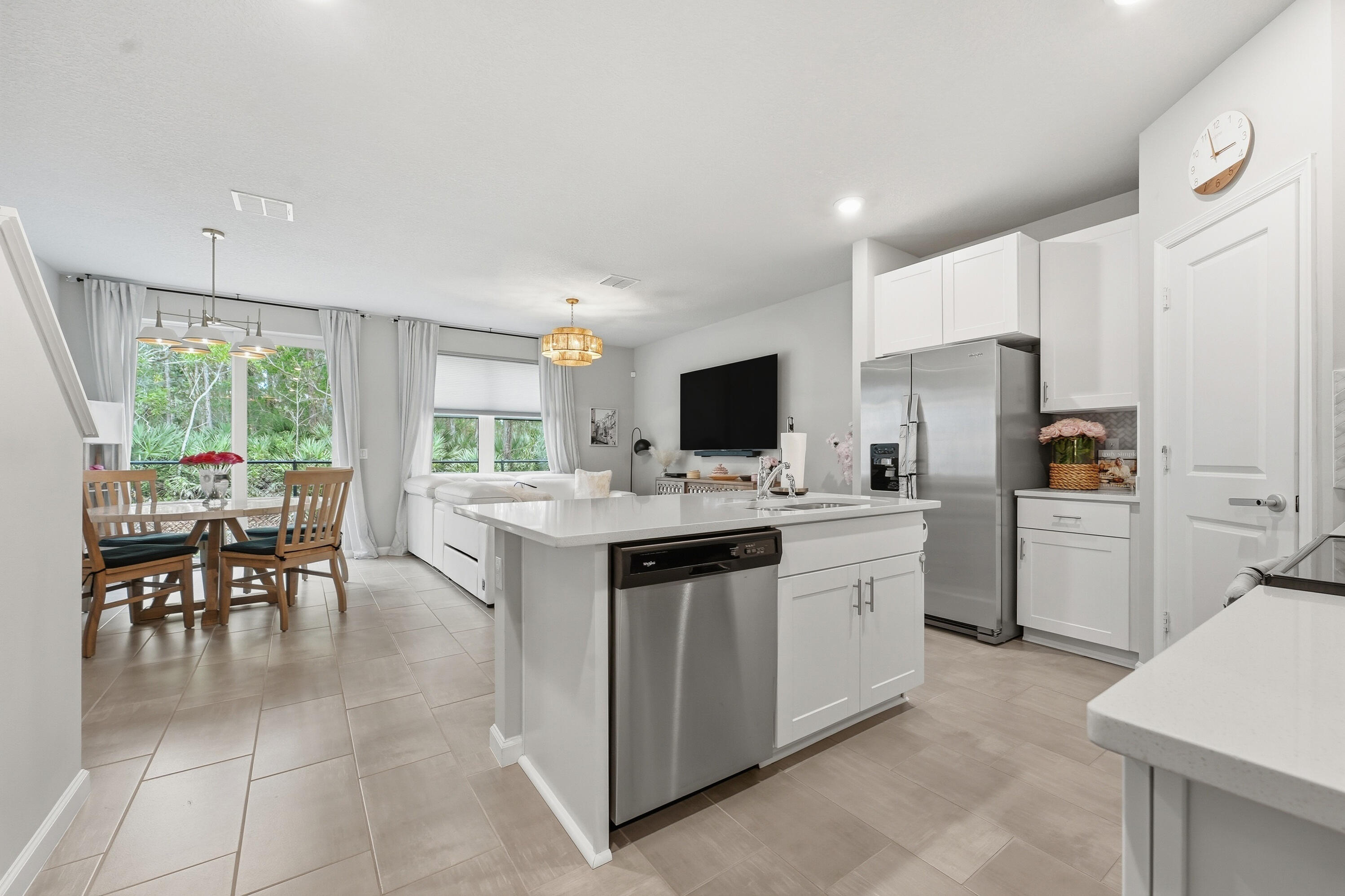 TRILLIUM - Residential