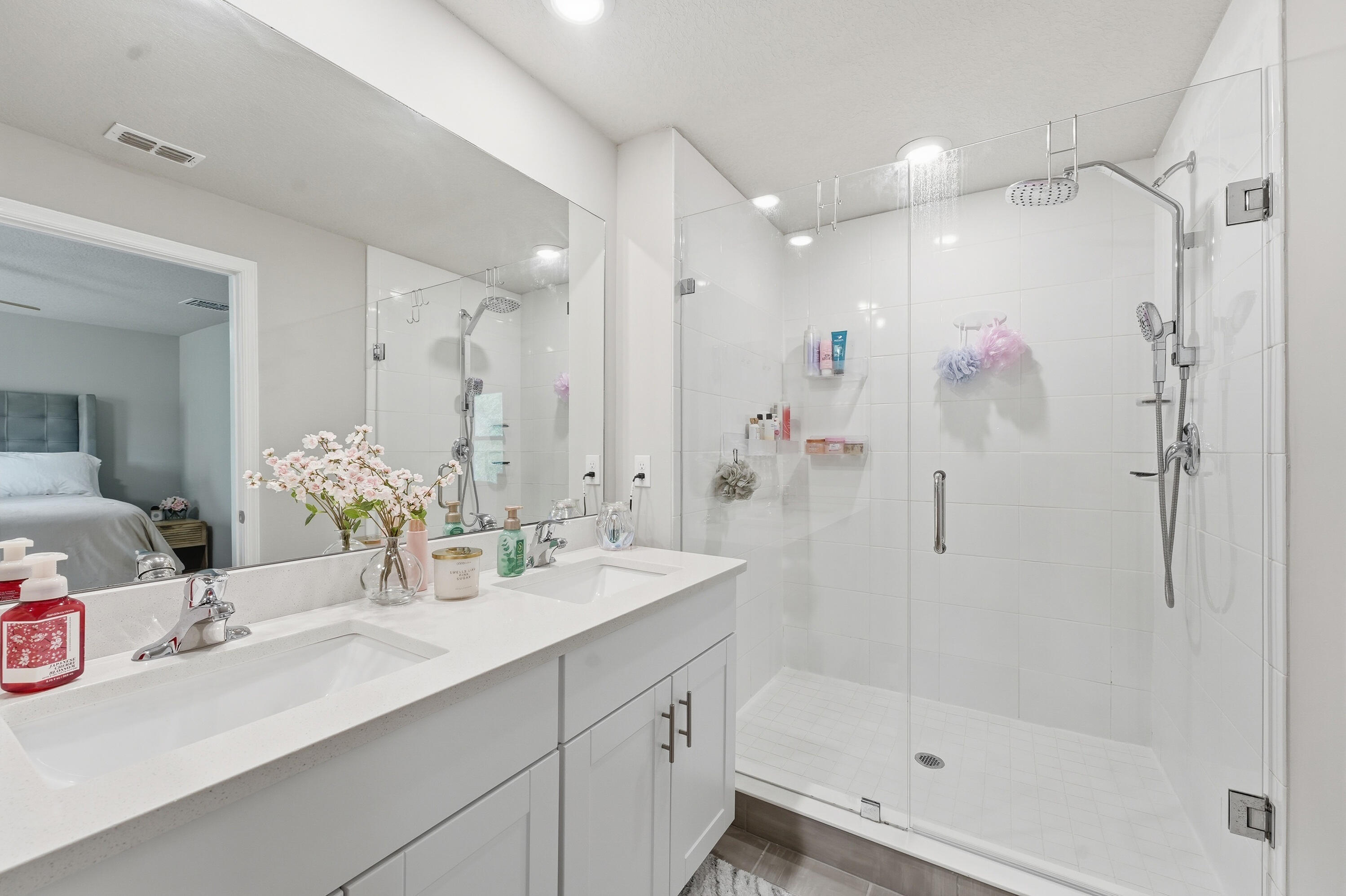 TRILLIUM - Residential