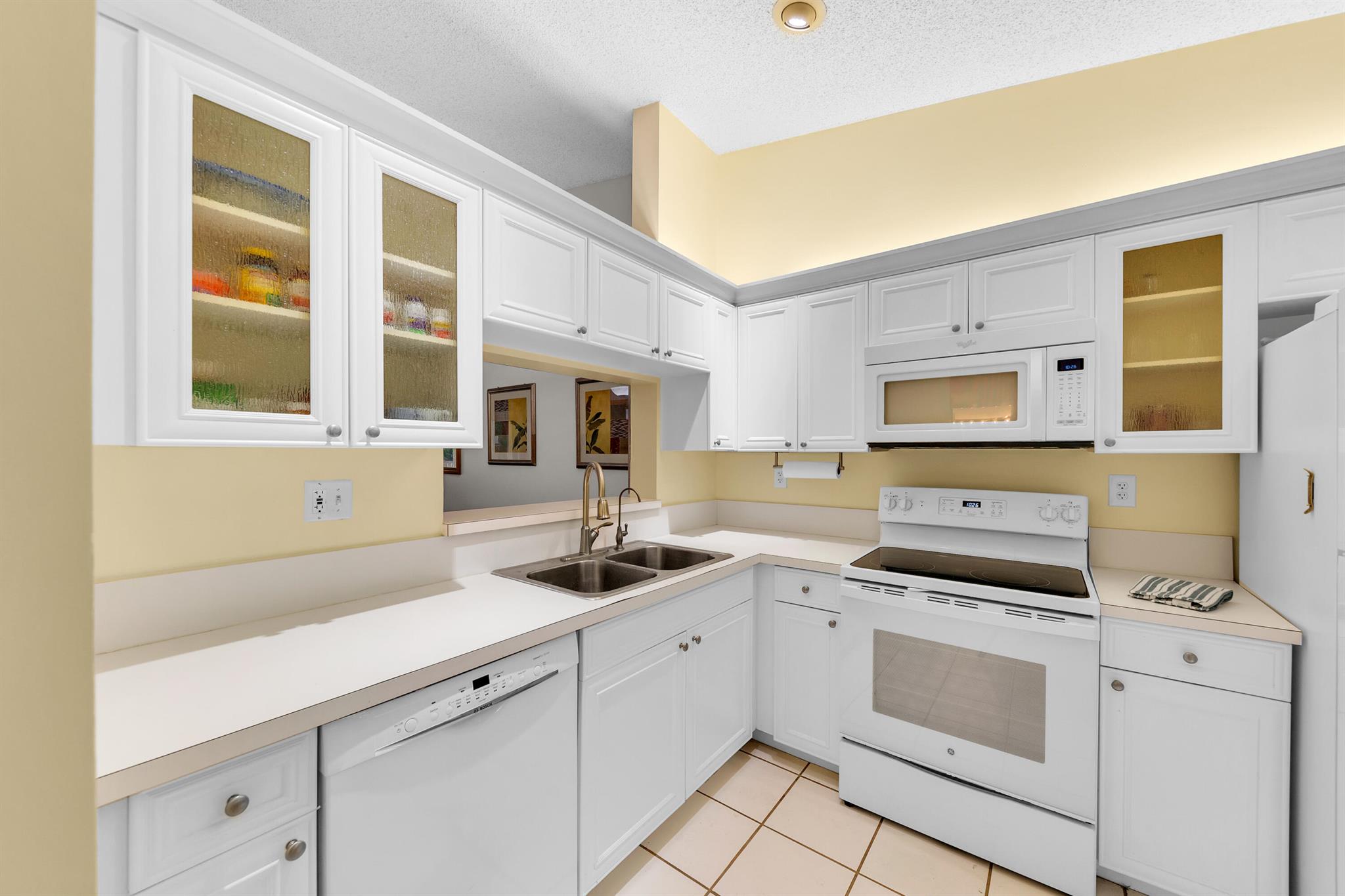 380 NW 67th Street J207