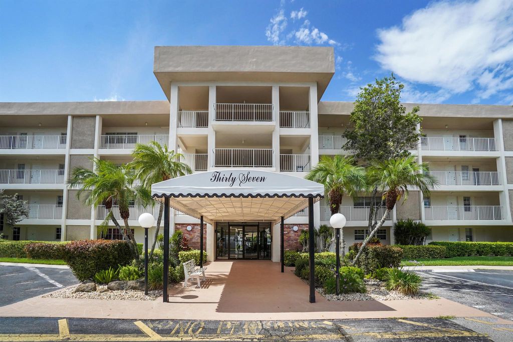 Photo of 3351 S Palm Aire Drive #306, Pompano Beach, FL 33069 (MLS # R10892705)