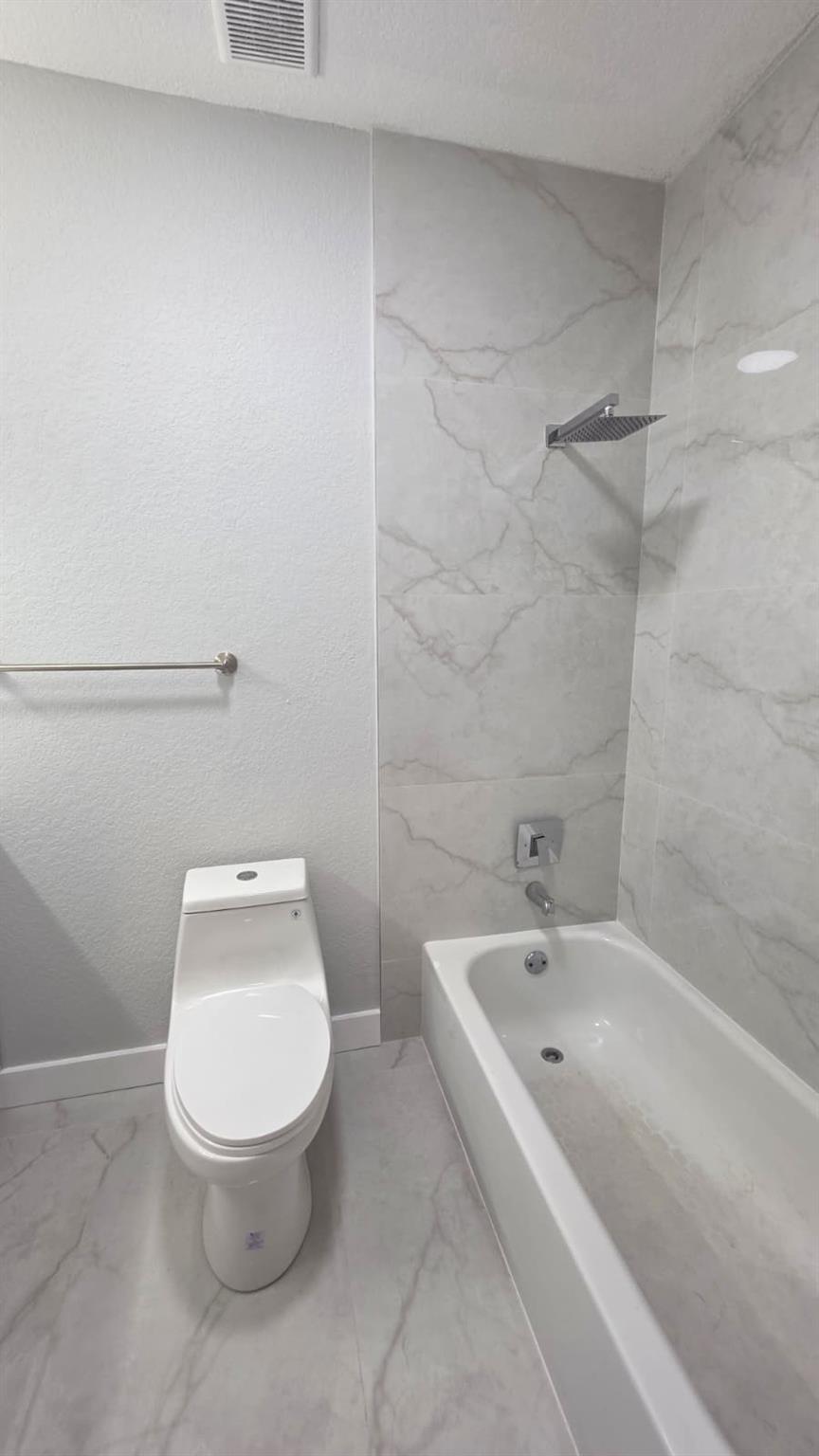 Rock Hill 33-7 B - Residential Lease