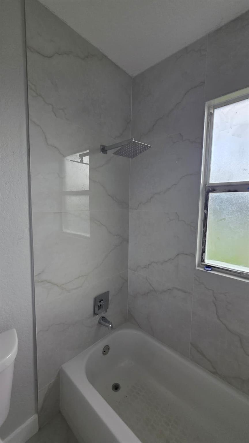 Rock Hill 33-7 B - Residential Lease