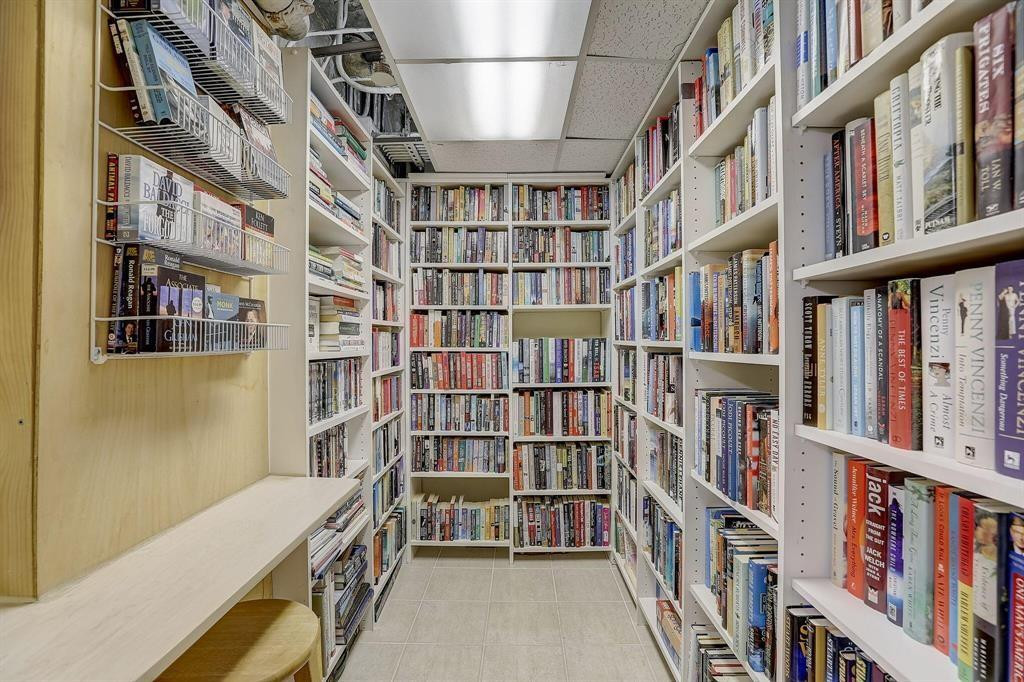 ****  WATERFRONT **** - Residential