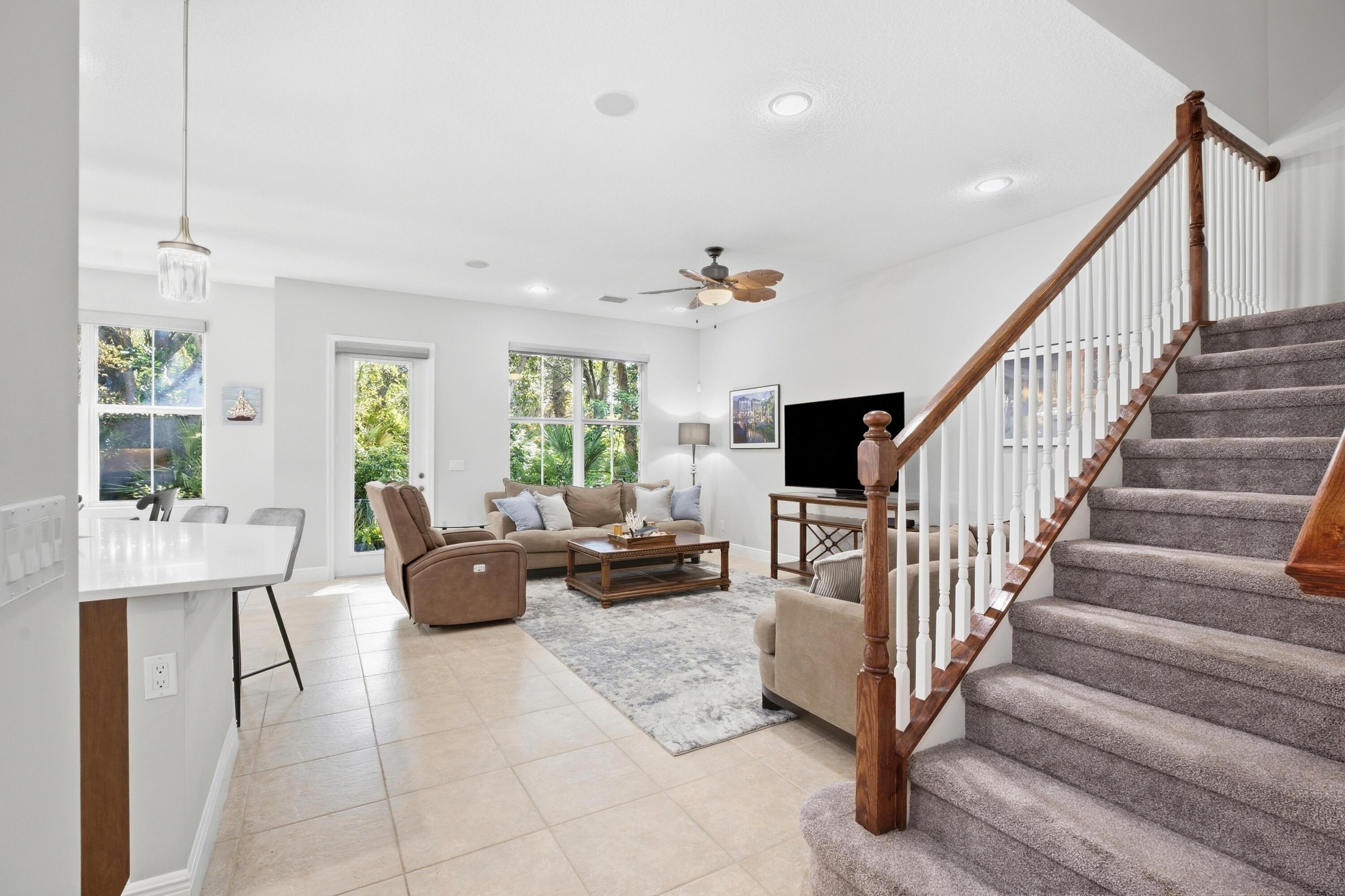 View photos, virtual tours, details... 1020 PICCADILLY Street