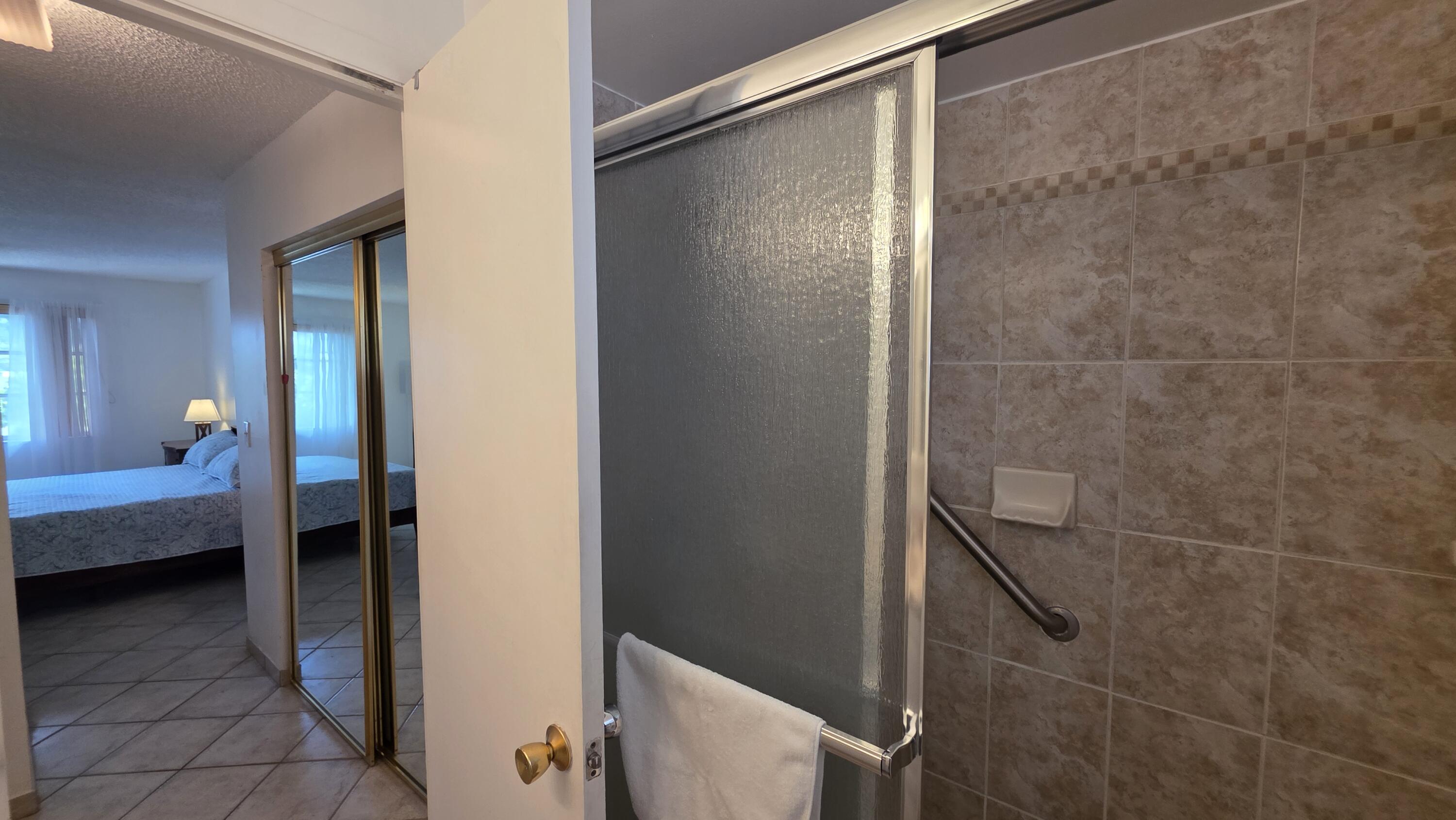 LAUDERDALE OAKS CONDO XVI - Residential Lease