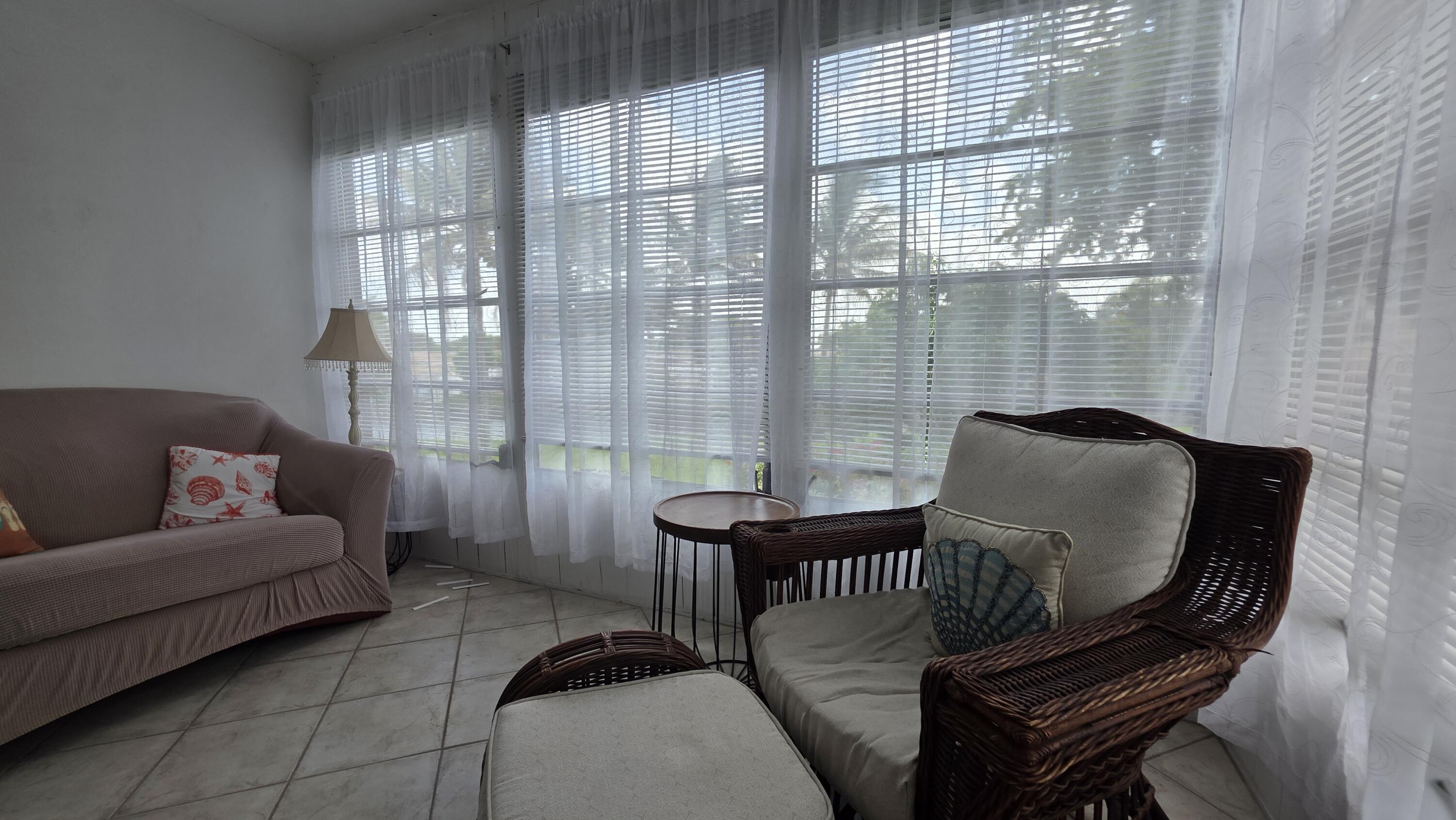 LAUDERDALE OAKS CONDO XVI - Residential Lease