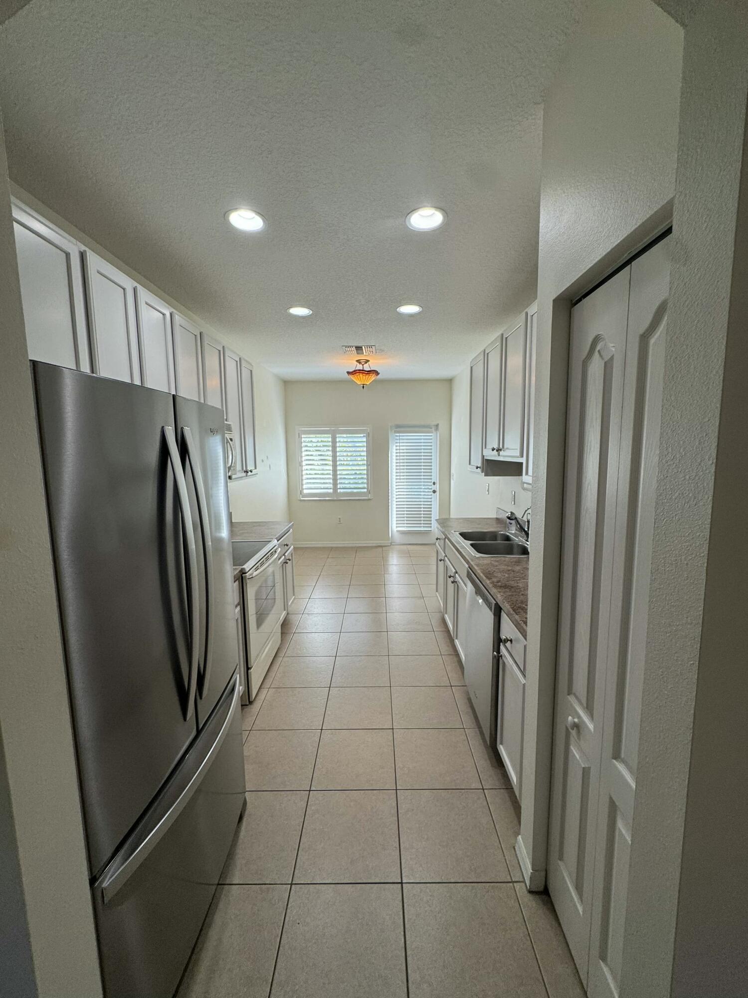 EAST LAKE VILLAGE NO 2 - Residential