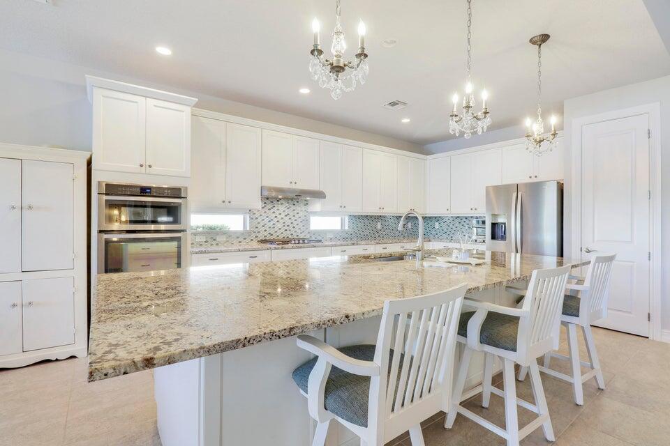 JUPITER COUNTRY CLUB POD E - Residential Lease