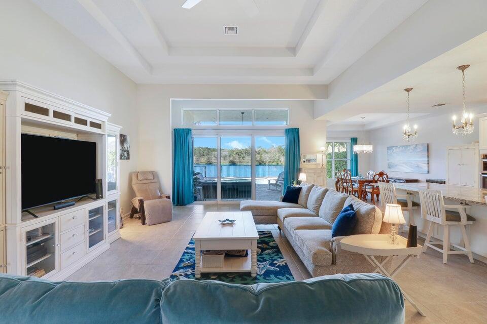 JUPITER COUNTRY CLUB POD - Residential Lease