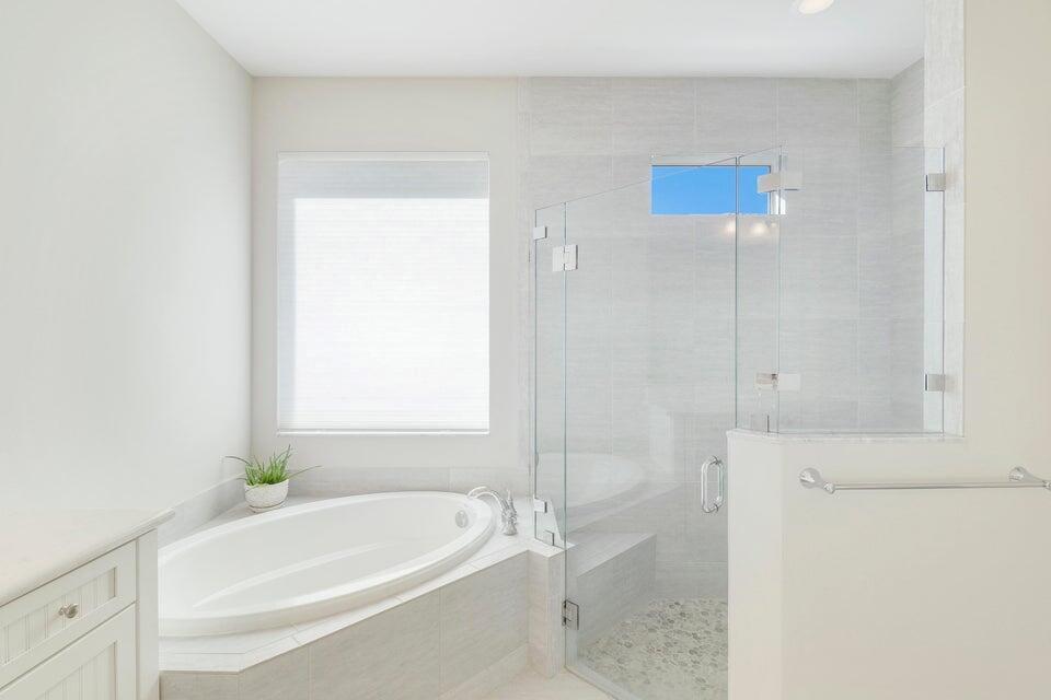 JUPITER COUNTRY CLUB POD - Residential Lease