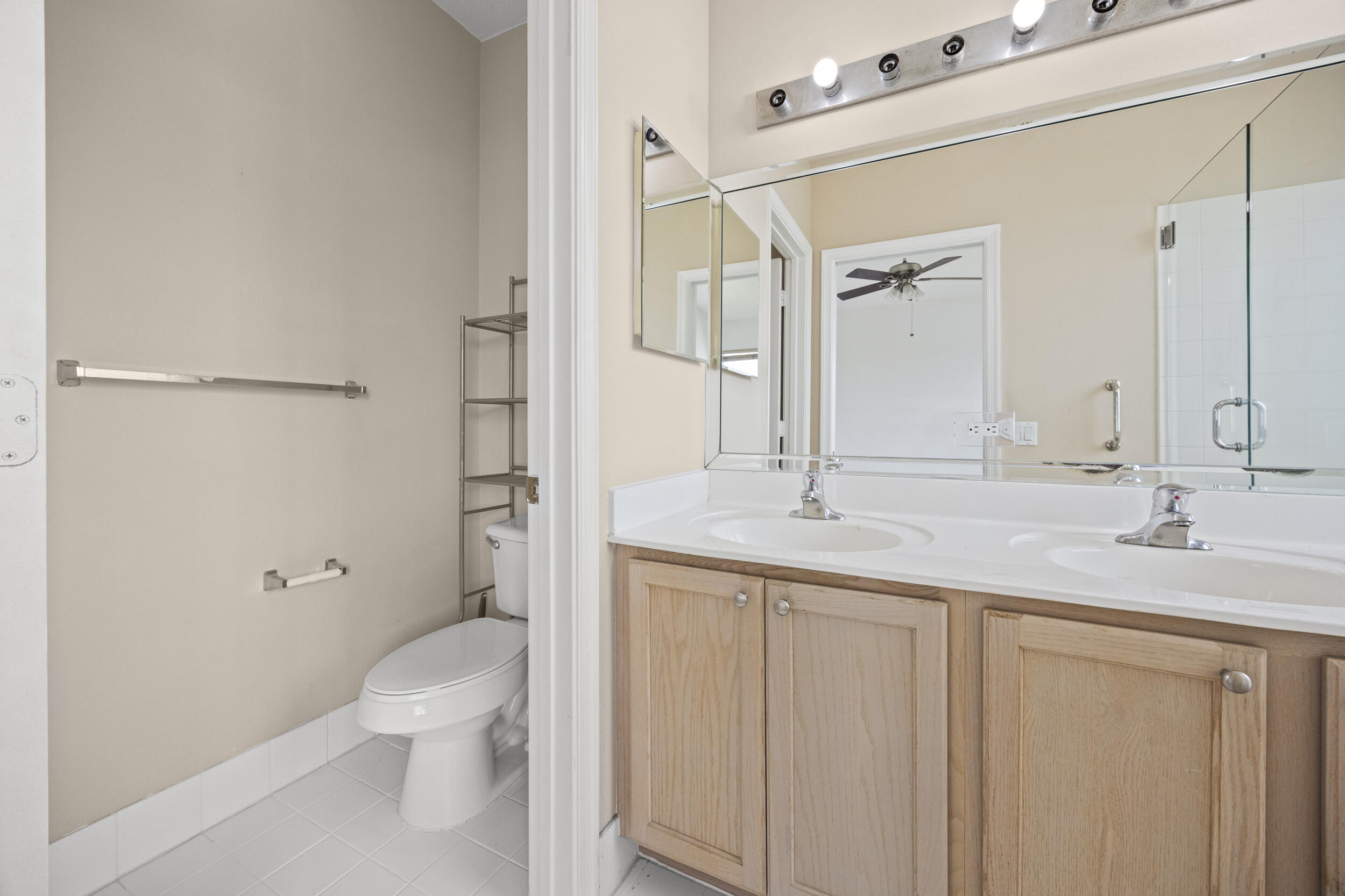 THOUSAND OAKS - Residential