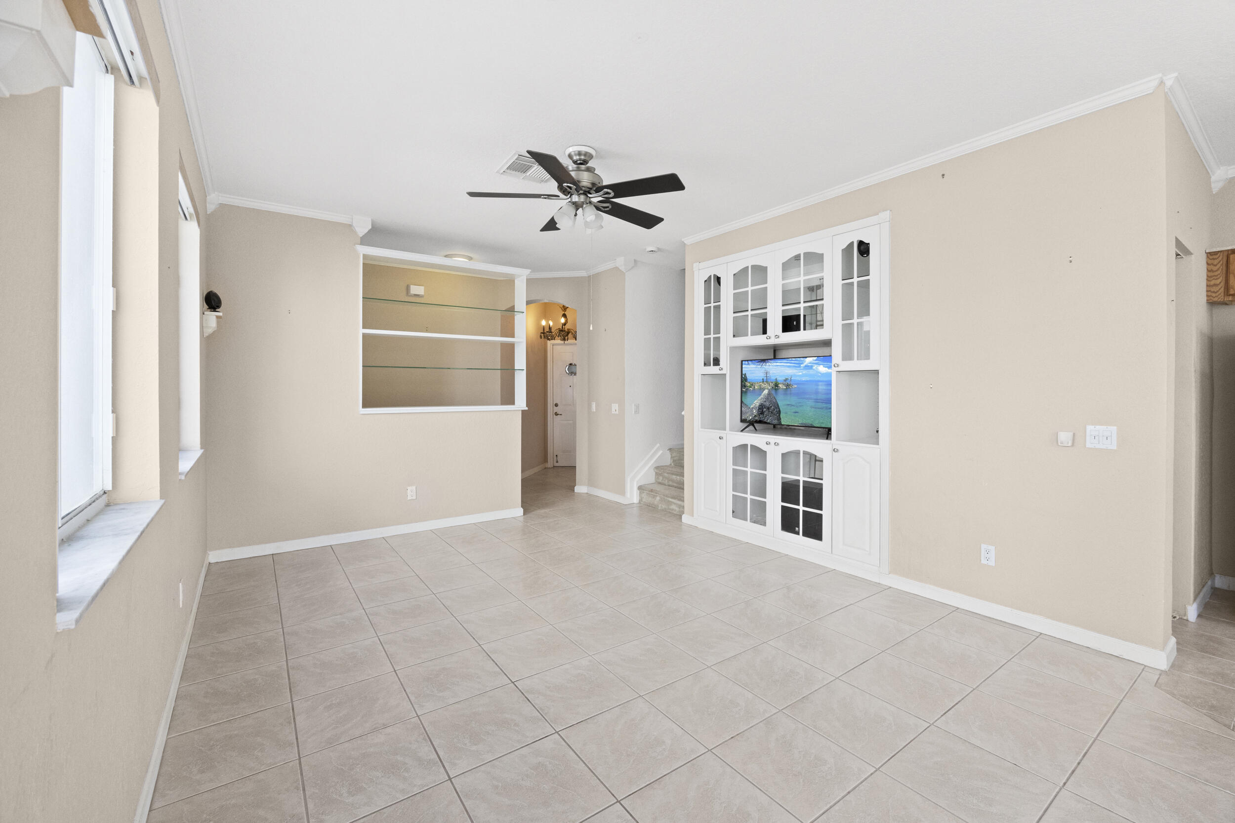 3069 Laurel Ridge Circle