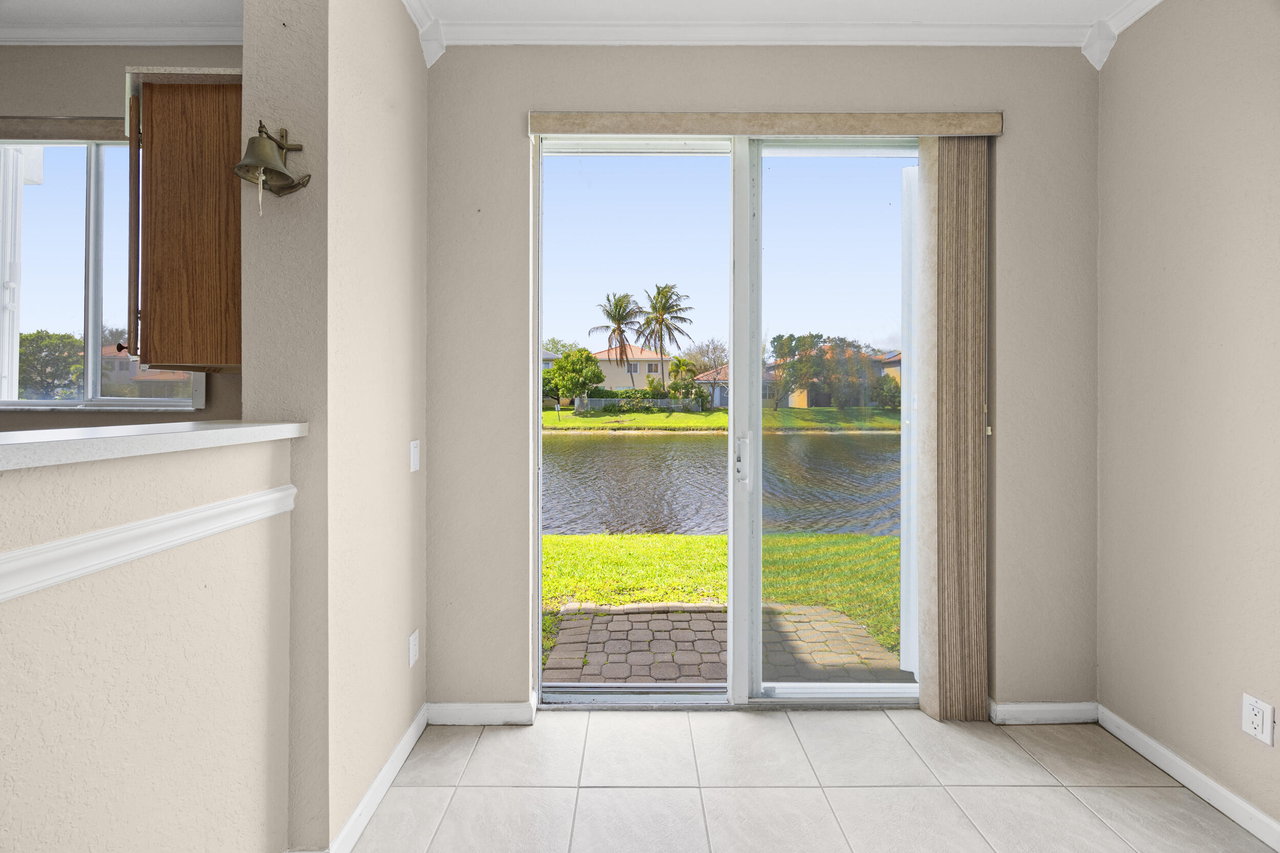 THOUSAND OAKS - Residential