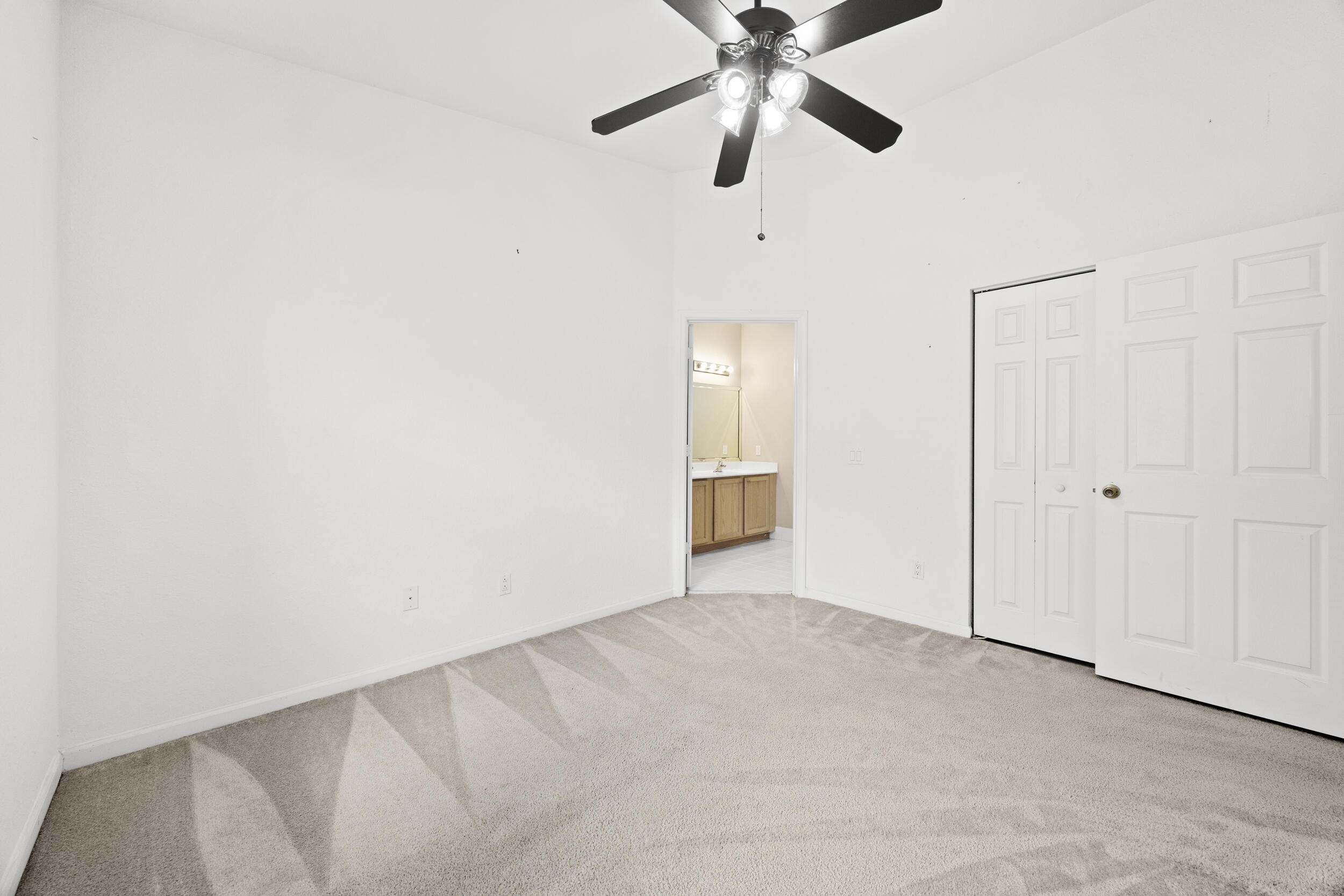 THOUSAND OAKS - Residential