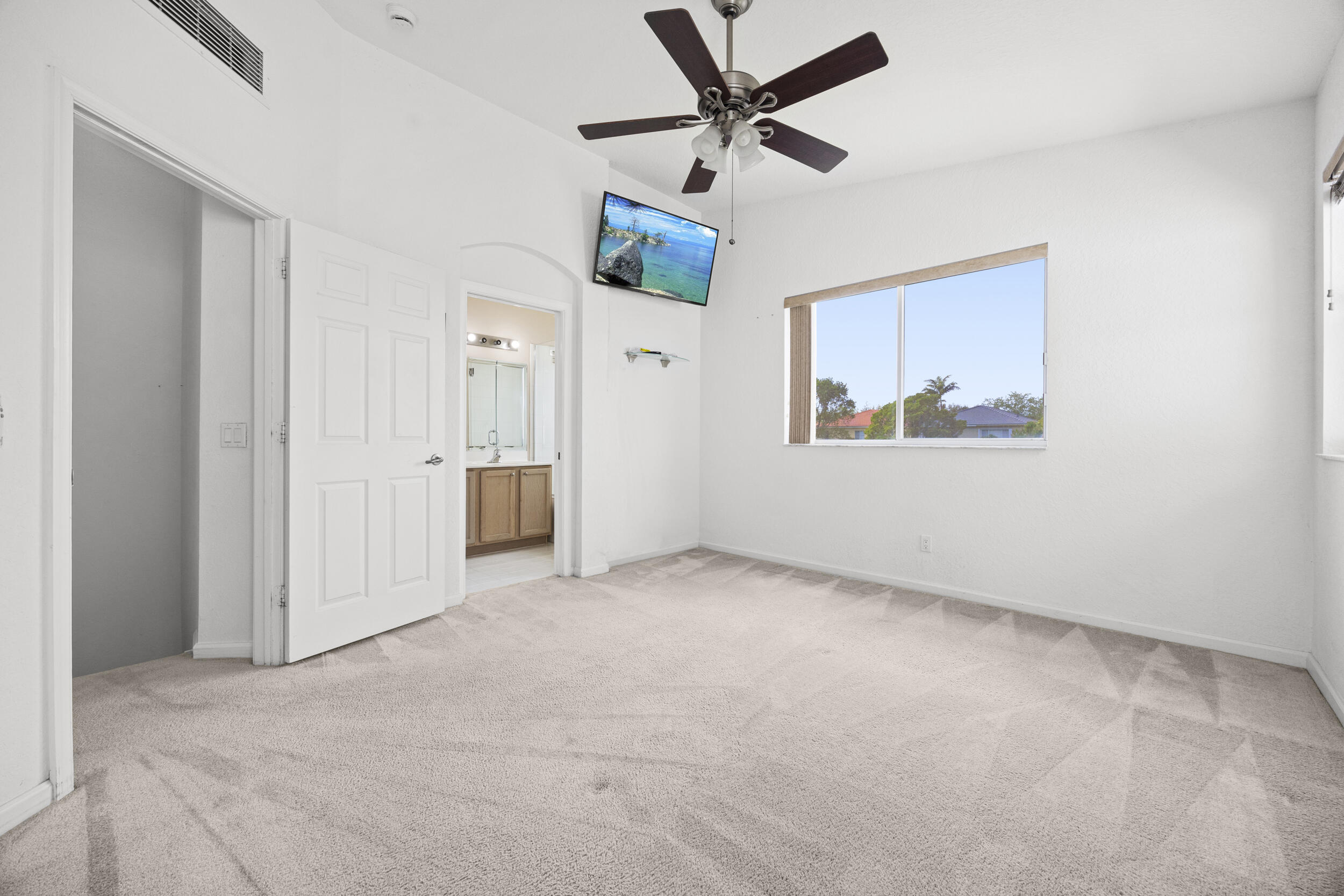 THOUSAND OAKS - Residential