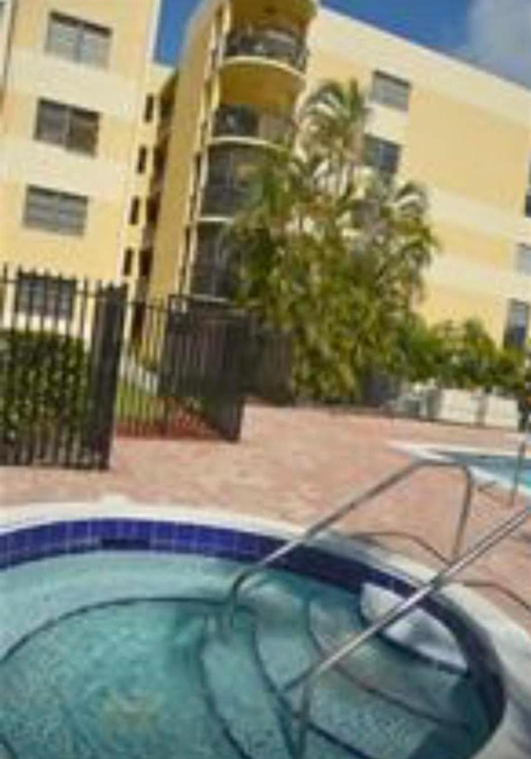 6475 W Oakland Park Blvd 306