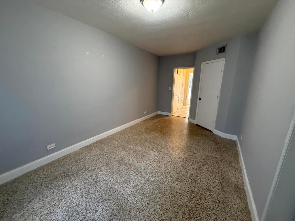 Photo of 1621 NE 5th Street #B, Fort Lauderdale, FL 33301 (MLS # B26065710)