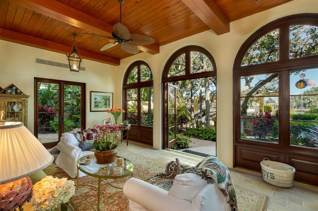 TOWN OF DELRAY - Residential