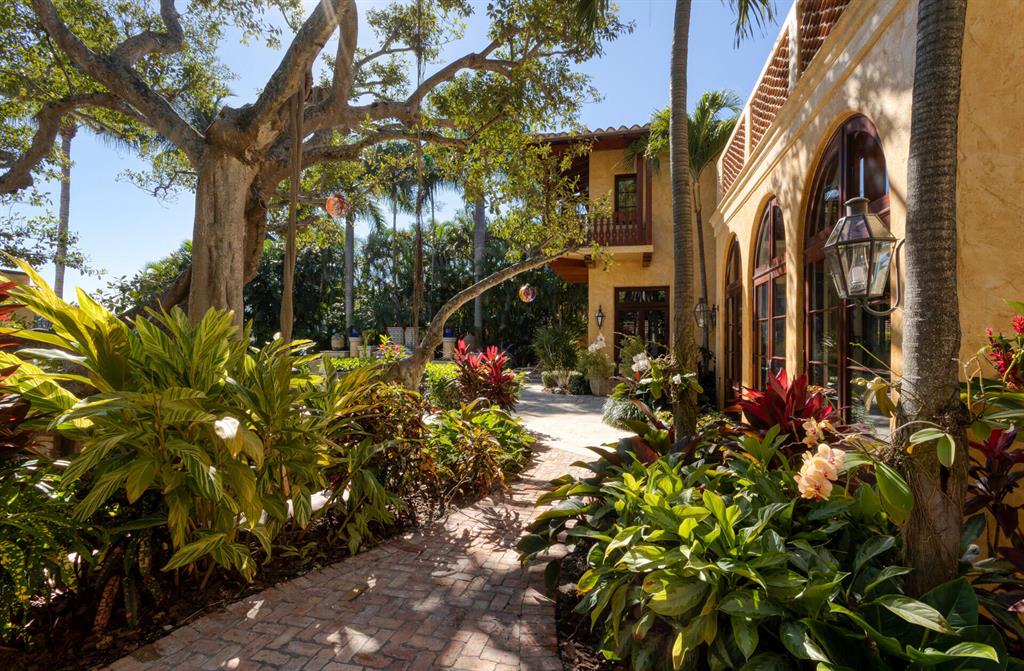 TOWN OF DELRAY - Residential