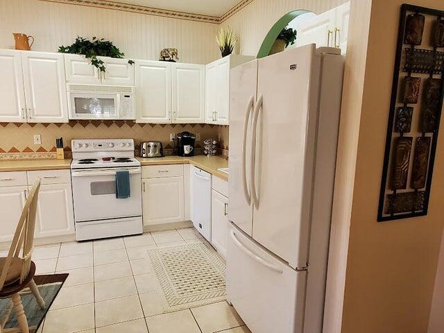 CASCADES at Saint Lucie West - Residential Lease