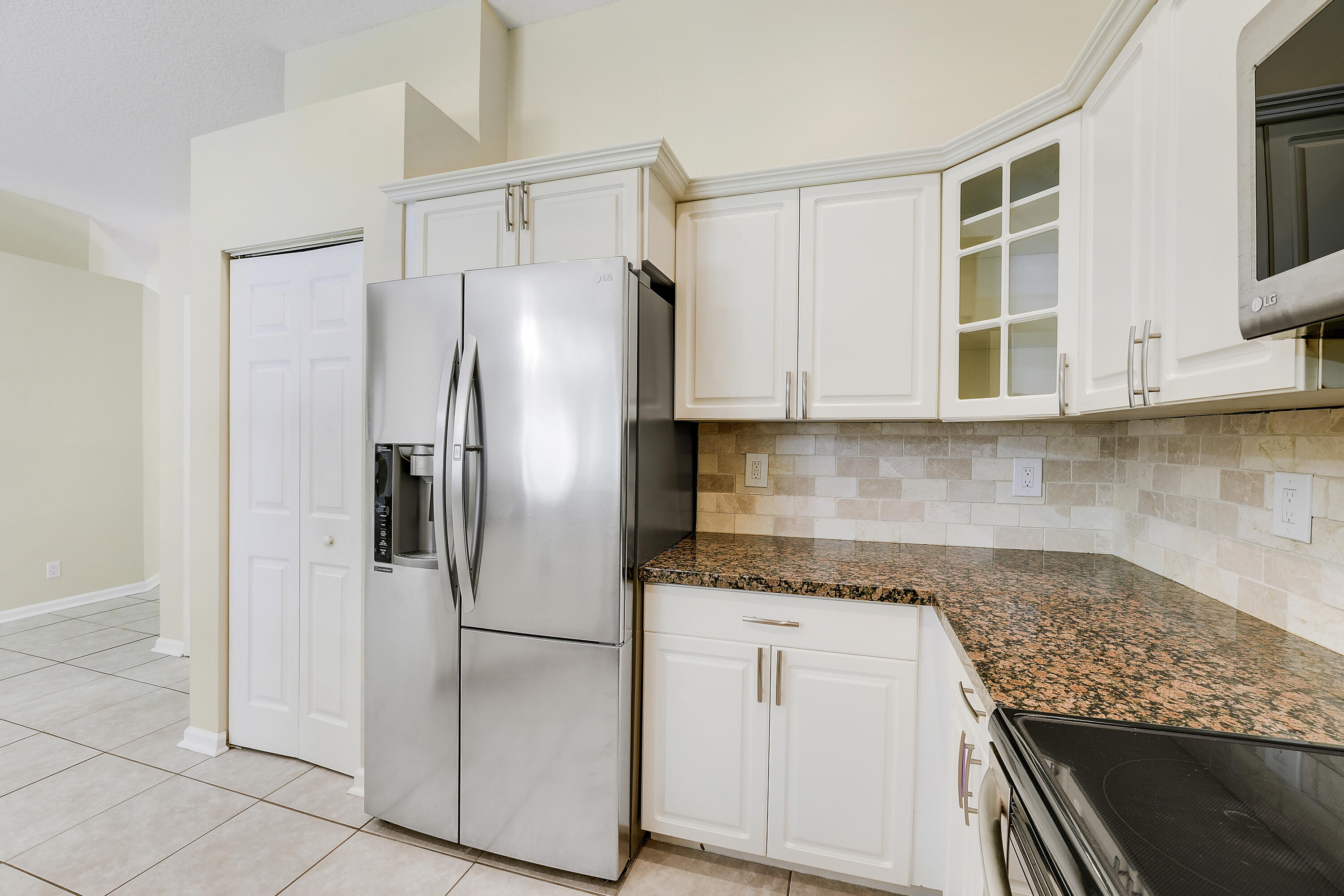 NORTH PALM BEACH HEIGHTS - Residential