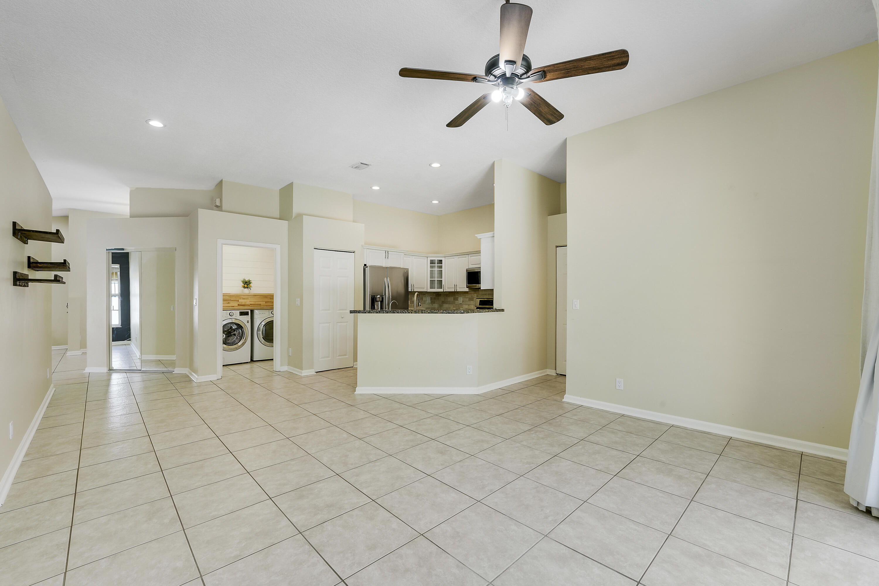 NORTH PALM BEACH HEIGHTS - Residential